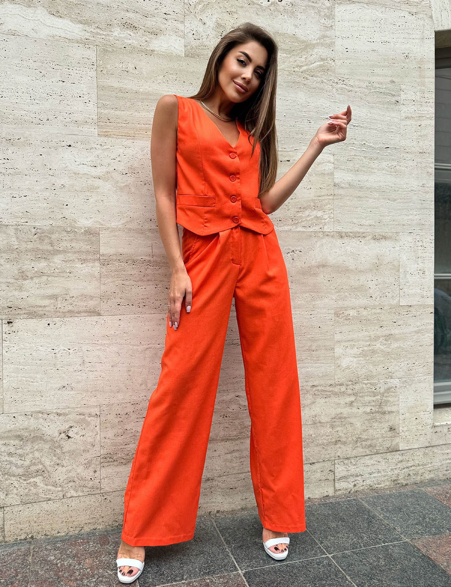 Картинка Костюм помаранчевий