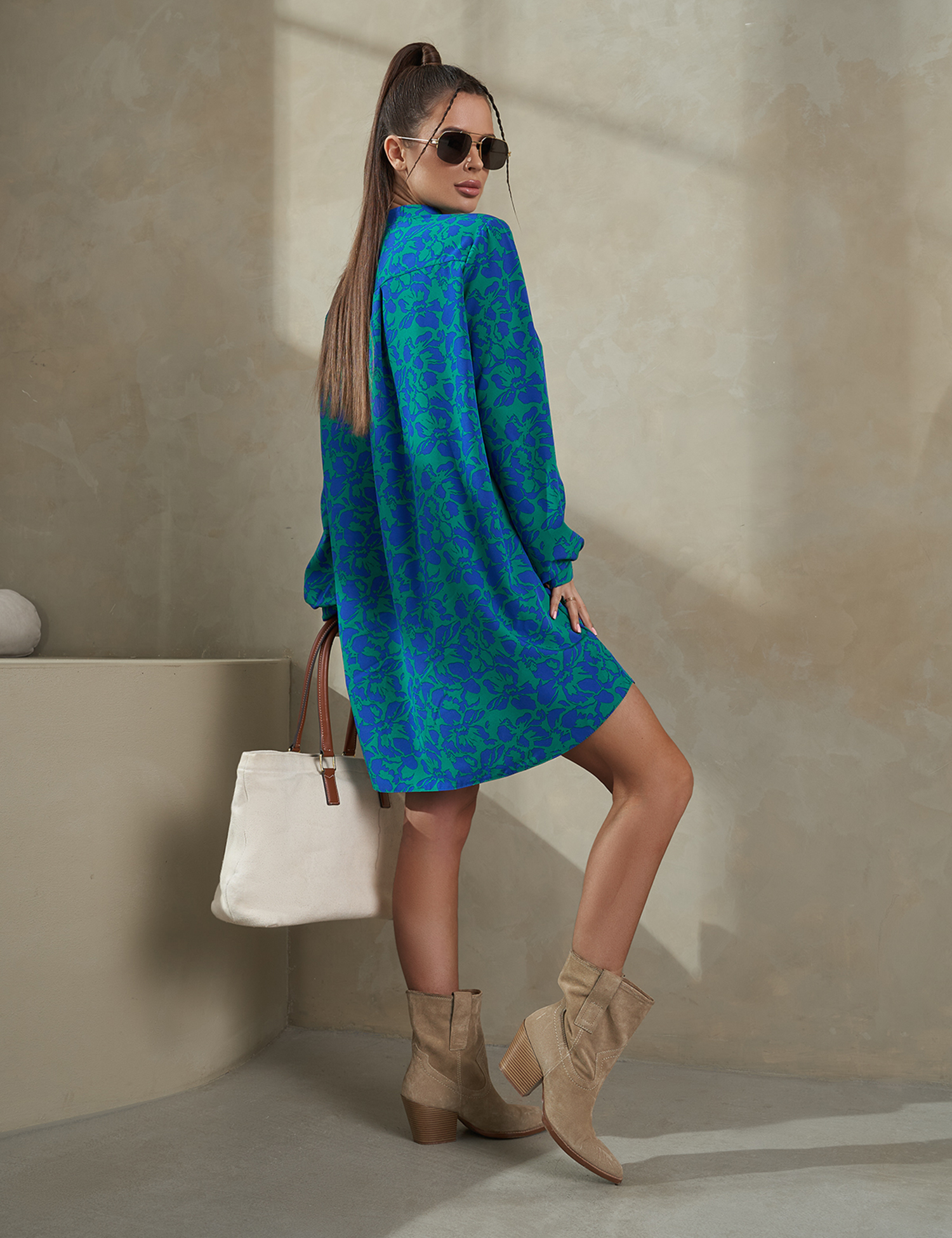 Картинка Сукня міні синя з принтом