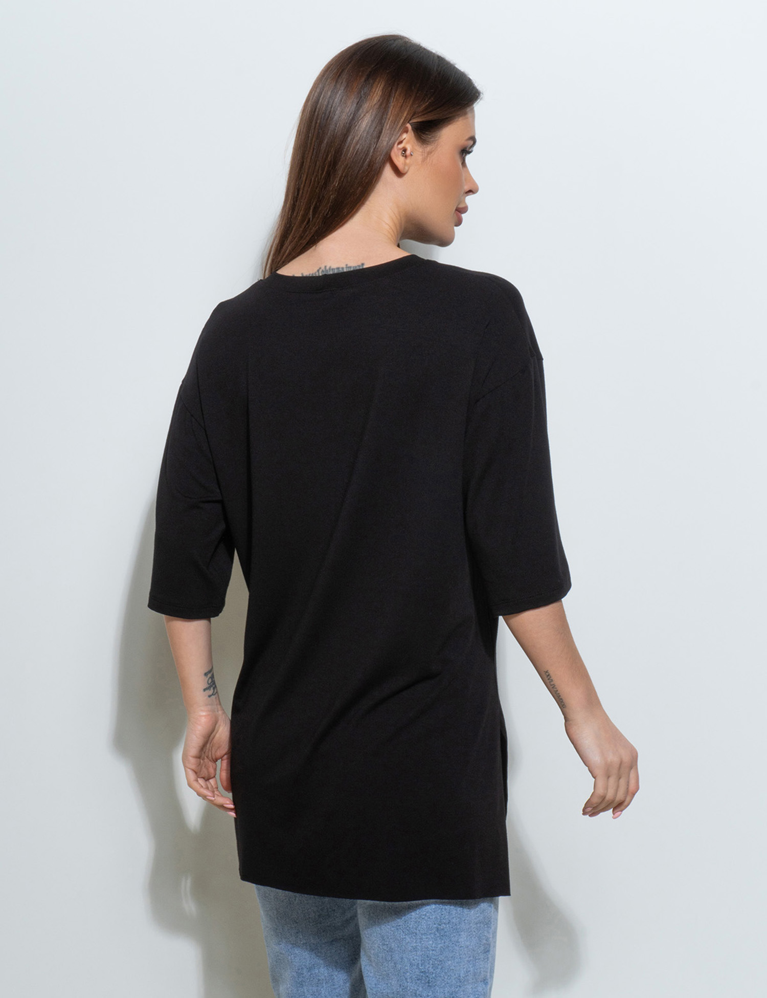 Картинка Футболка чорна