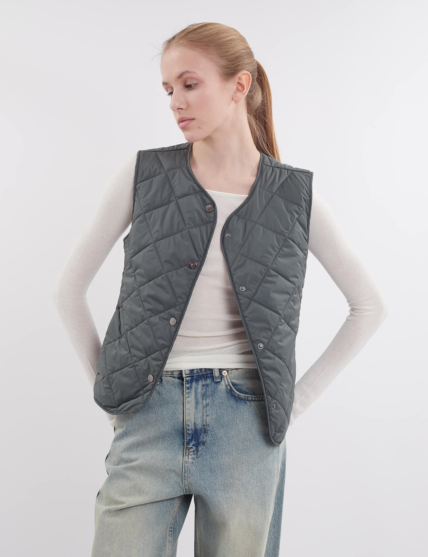 Картинка Жилет темно-зелений 