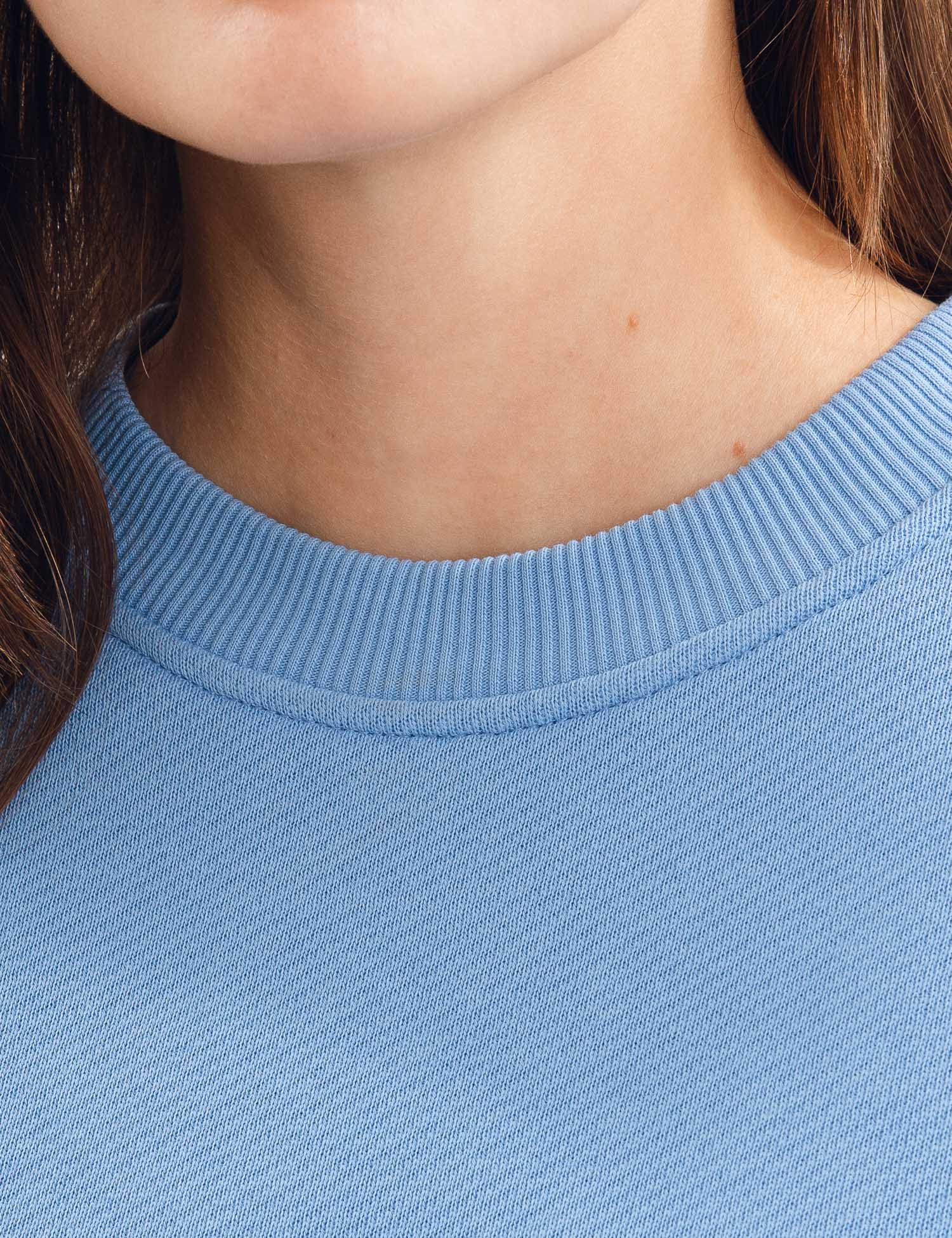 Картинка Футболка блакитна 