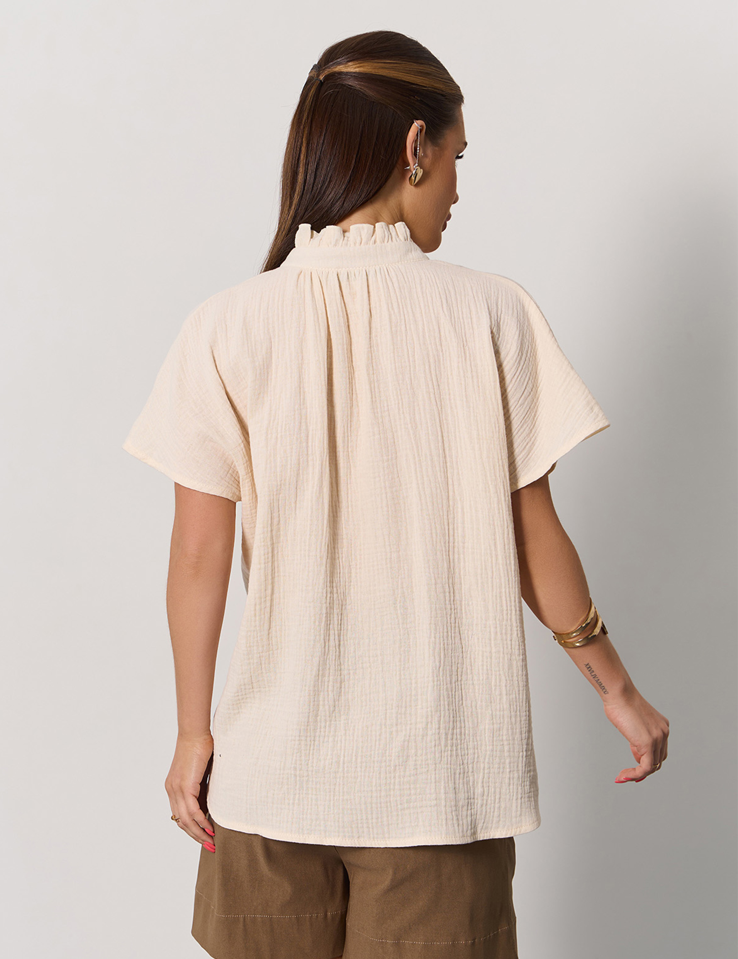 Картинка Блуза бежева 