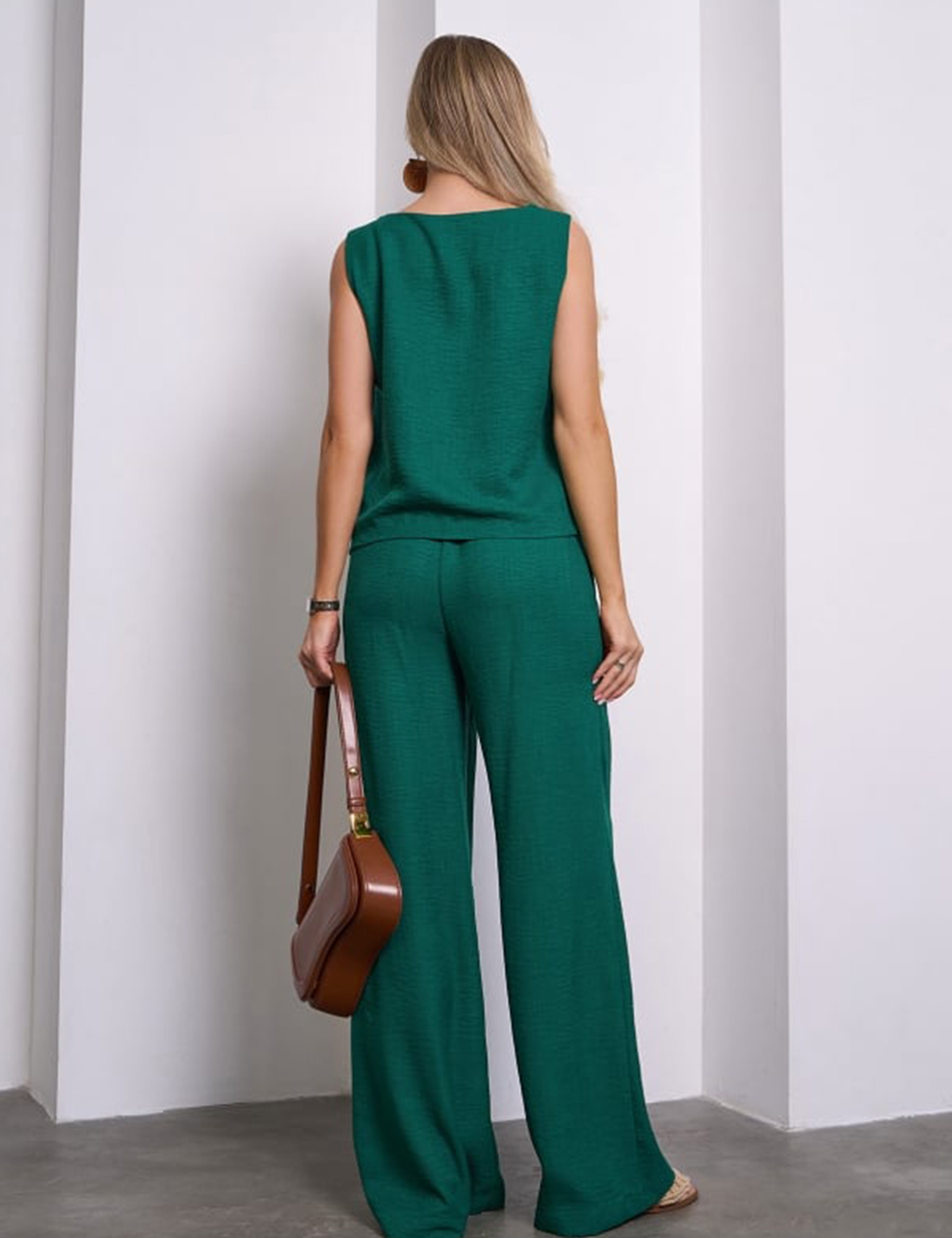 Картинка Костюм зелений 