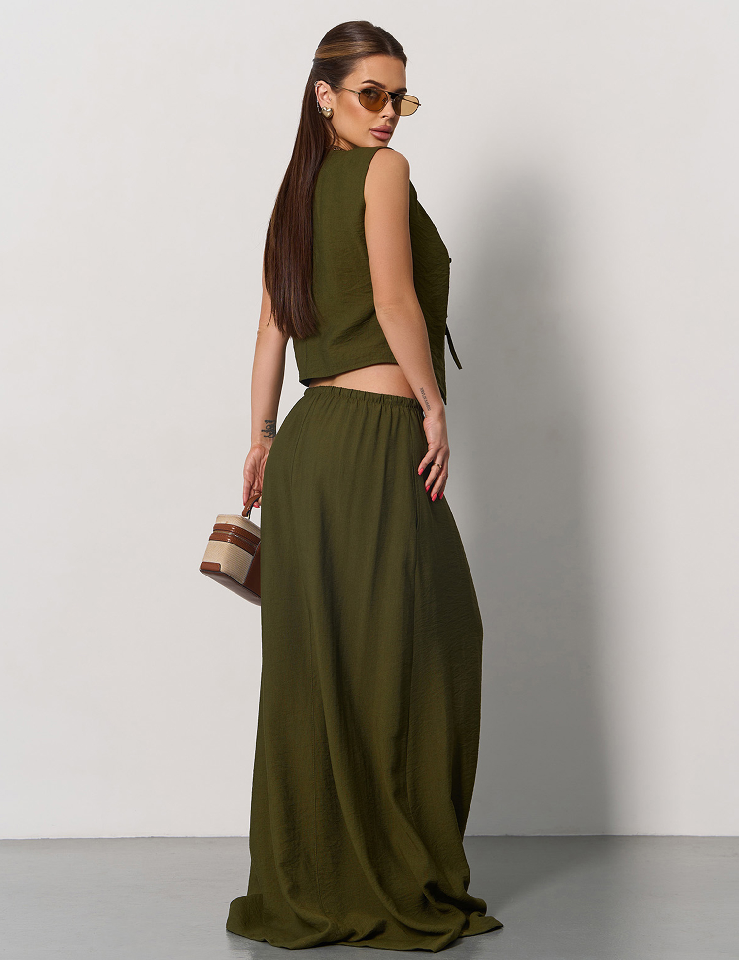 Картинка Костюм свтіло-зелений 