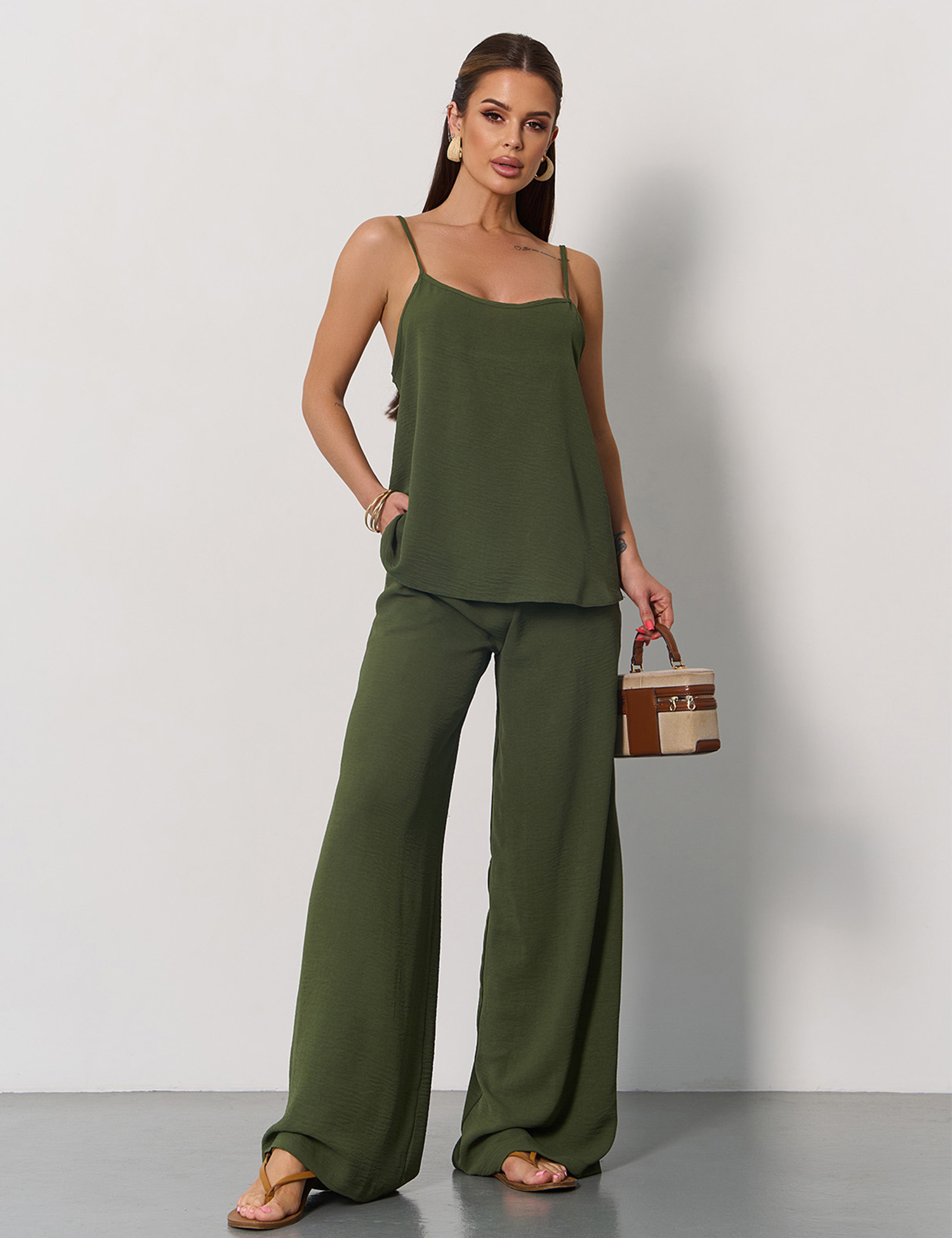 Картинка Костюм світло-зелений 