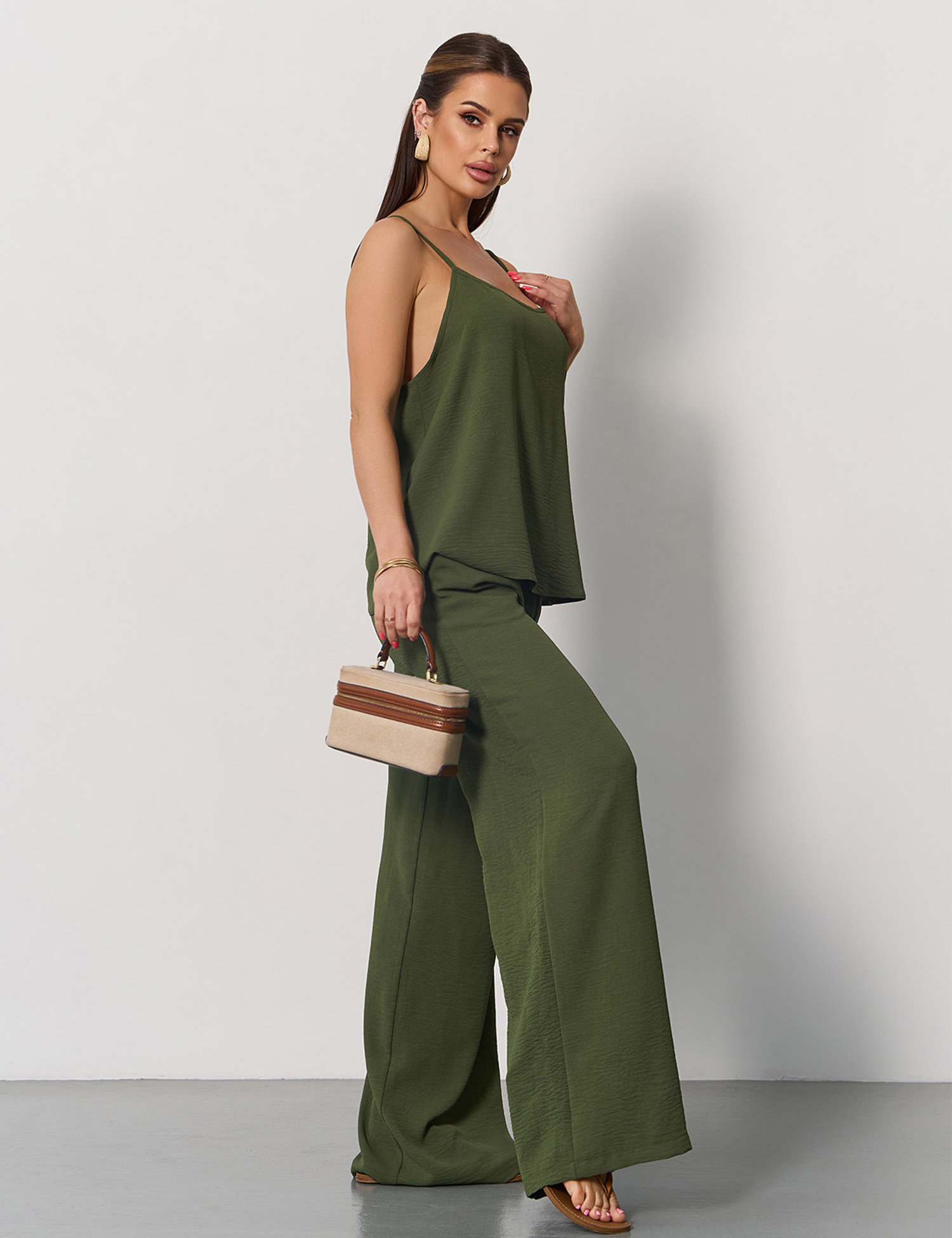 Картинка Костюм світло-зелений 