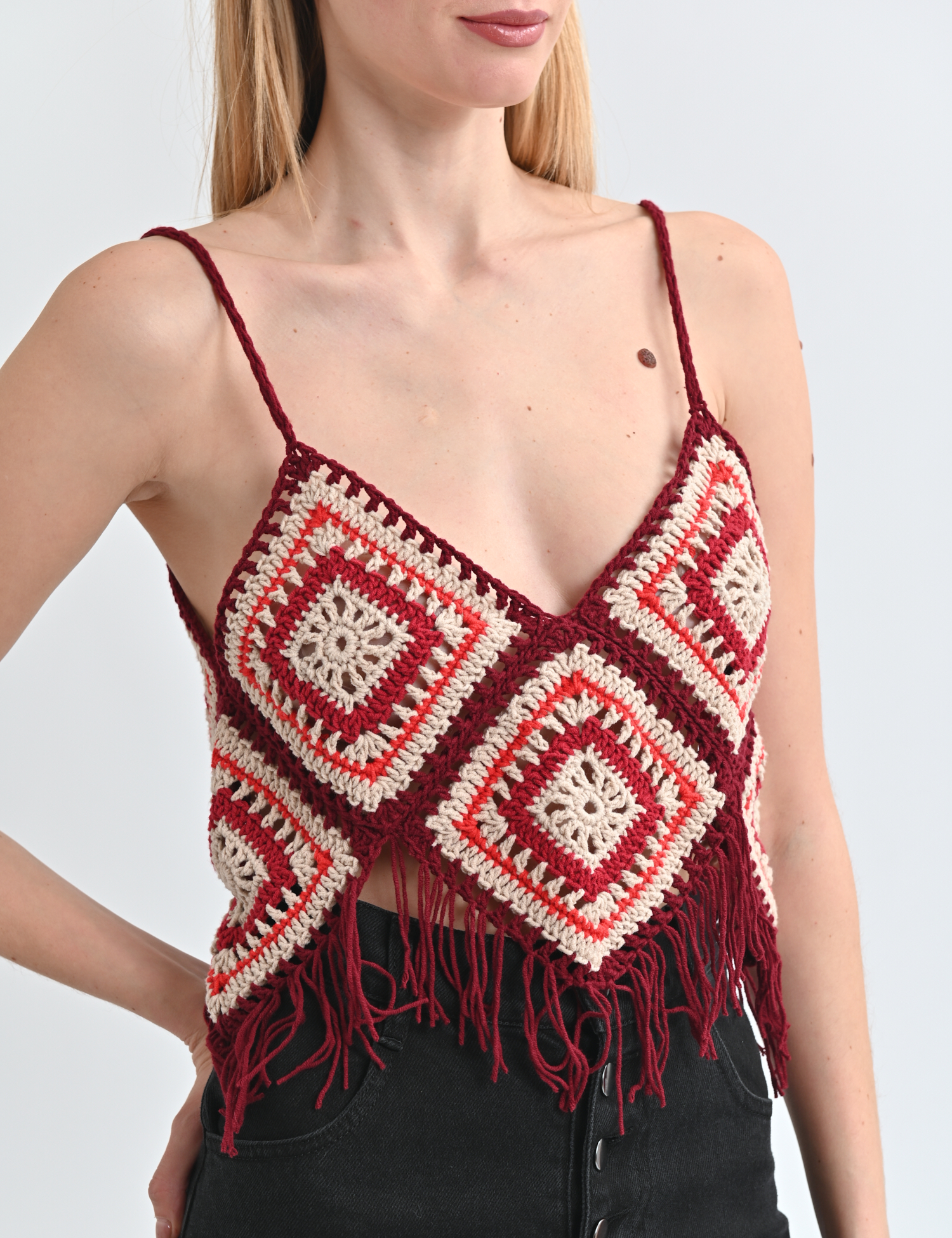 Картинка Топ бордовий з бежевими ромбами