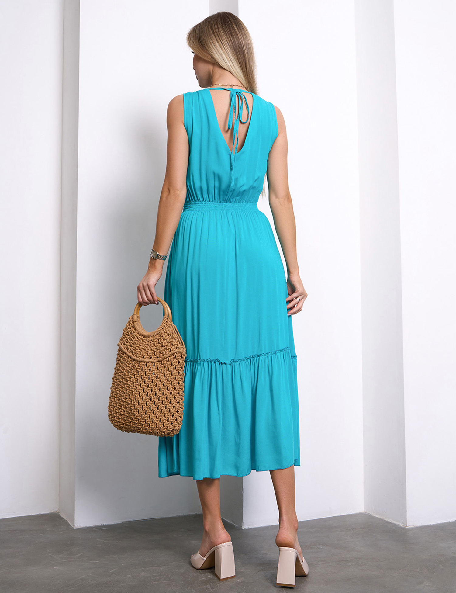 Картинка Сукня максі світло-зелена 