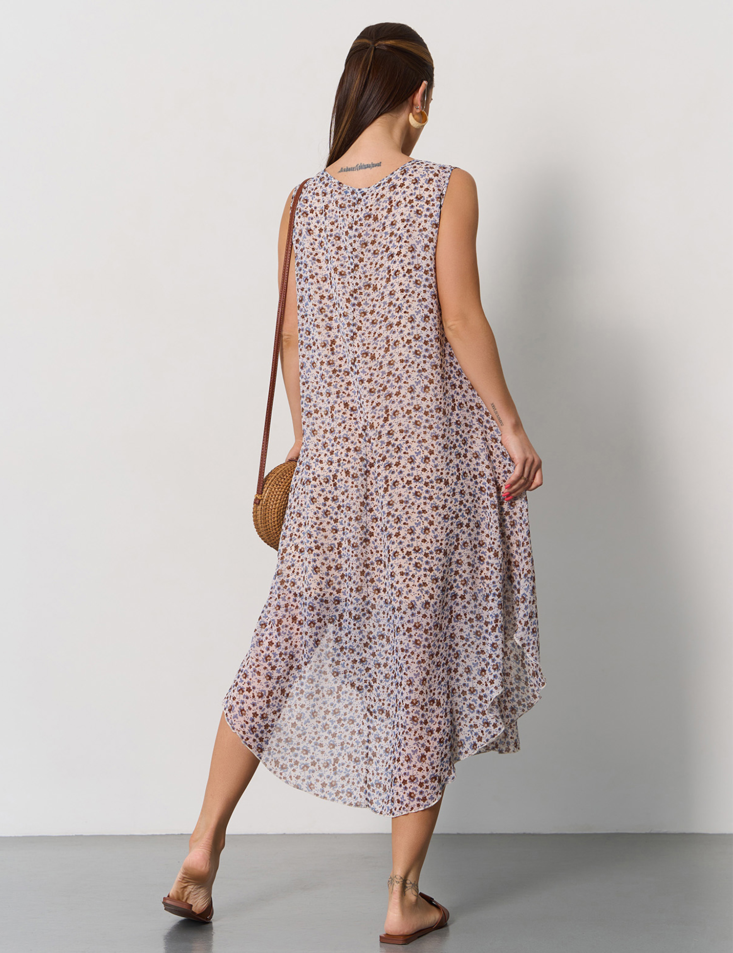 Картинка Сукня міді бежева з принтом 