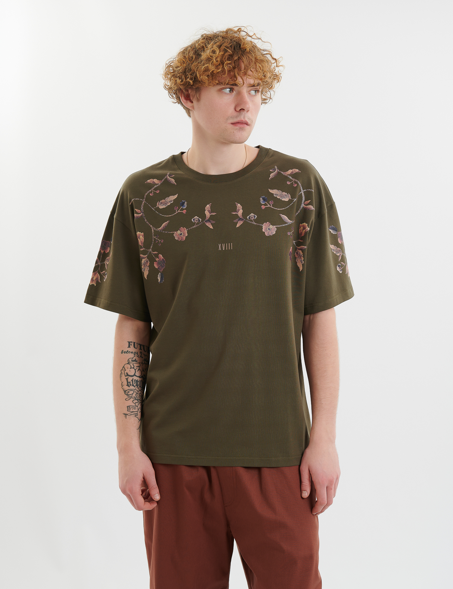 Картинка Футболка "Козацька вишивка" темно-зелена 