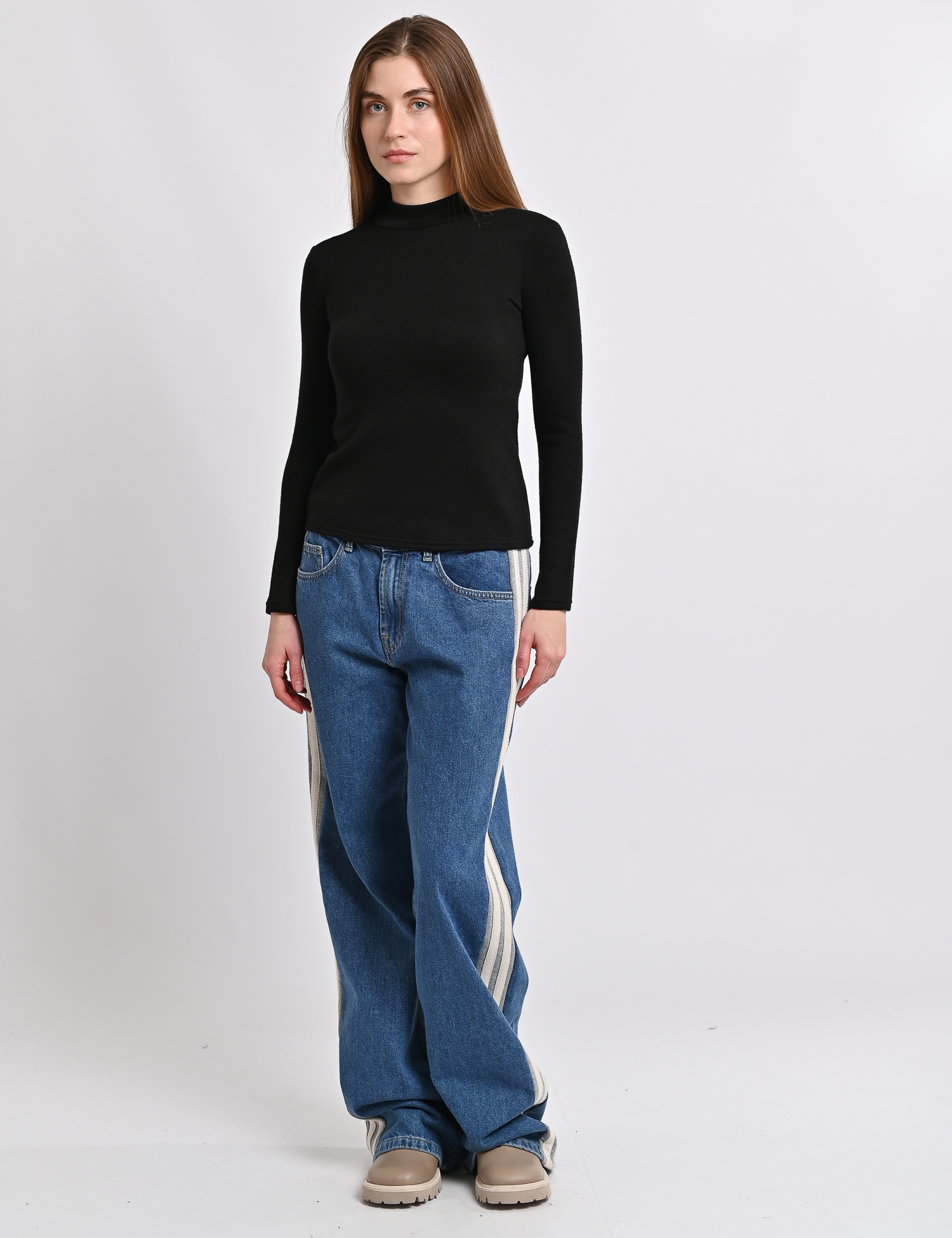 Картинка Гольф чорний