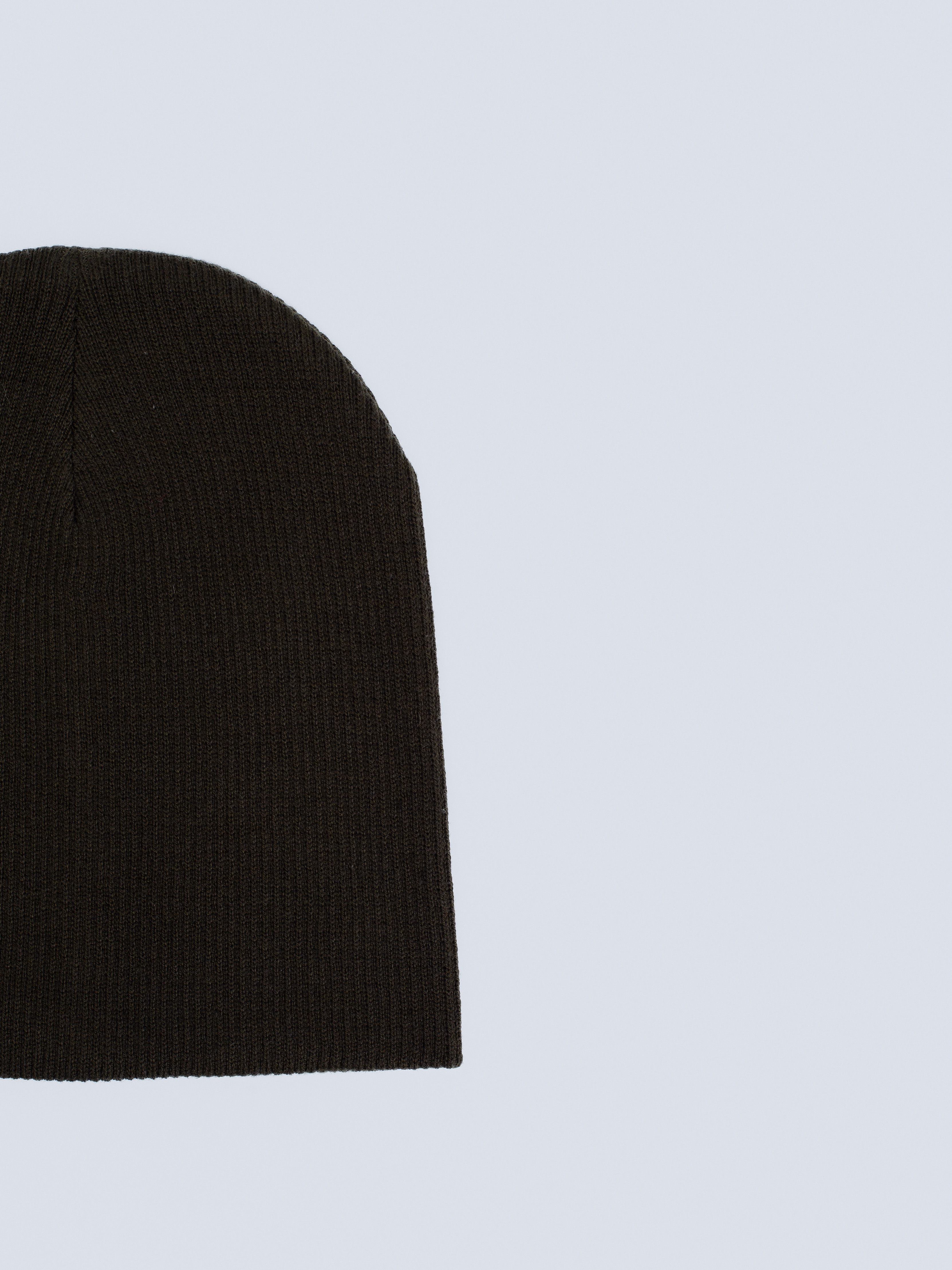 Картинка Шапка темно-зелена 