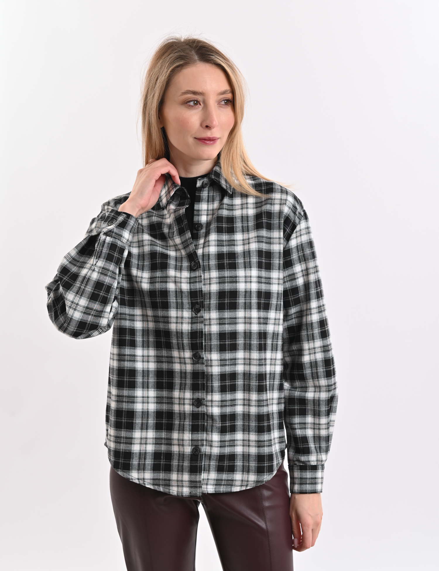 Картинка Сорочка чорна картата