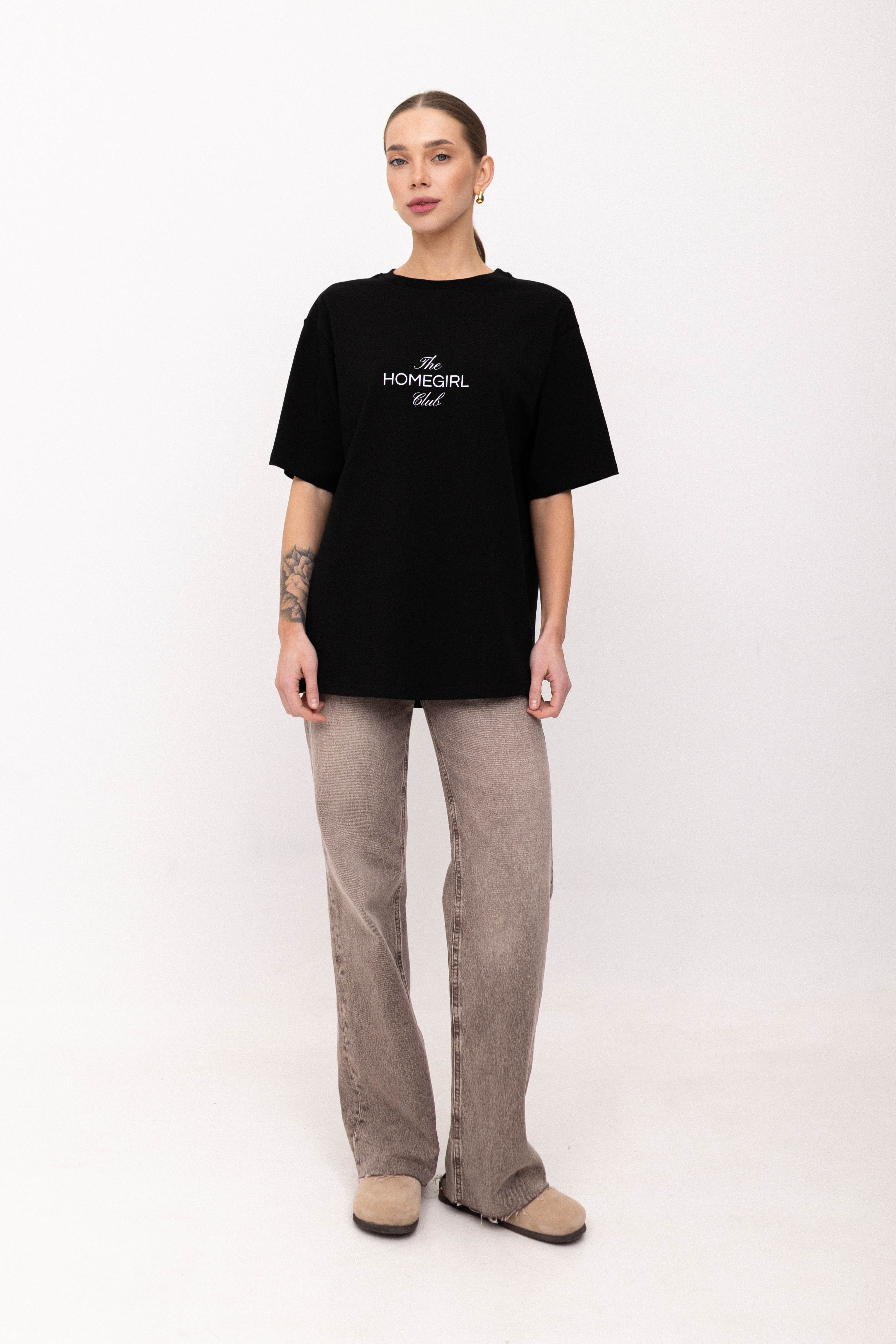 Картинка Футболка чорна з принтом