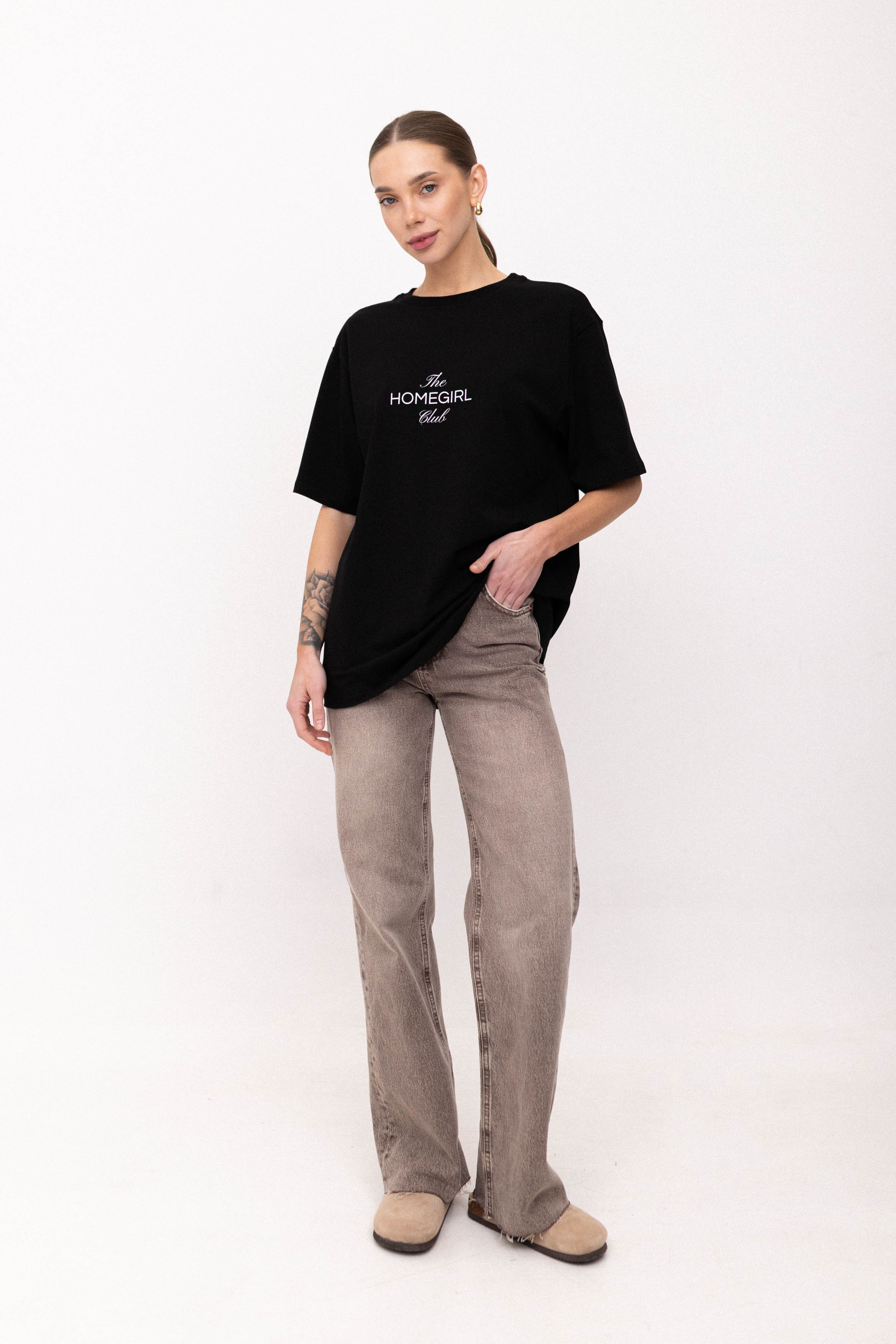 Картинка Футболка чорна з принтом