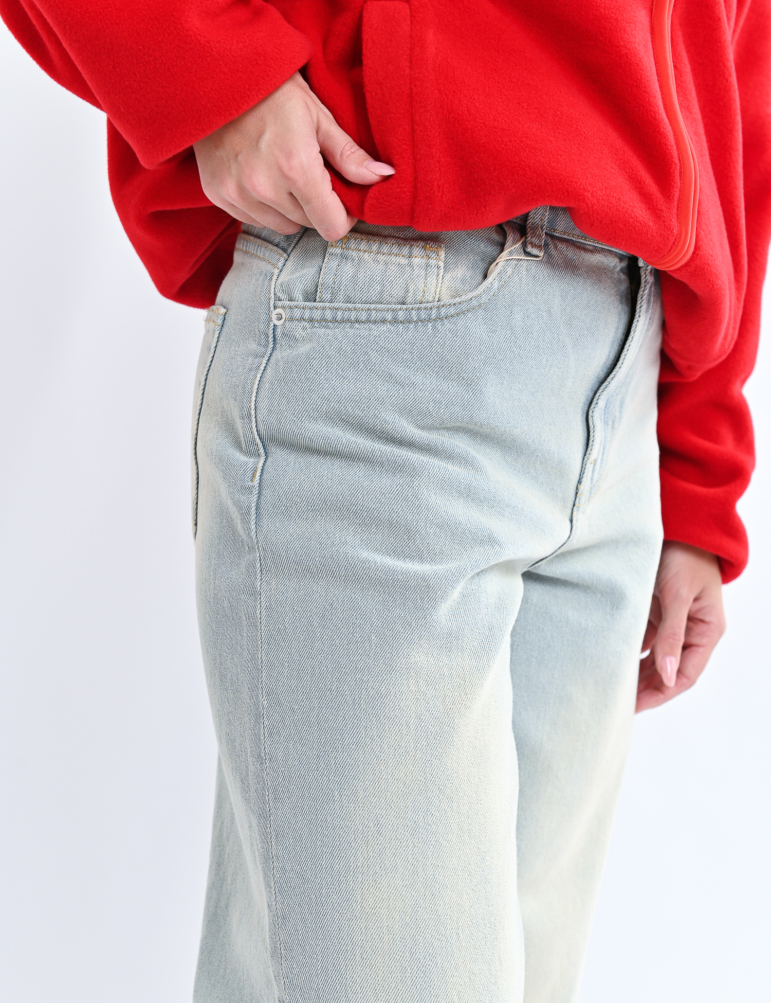 Картинка Джинси baggy з потертостями на середній посадці