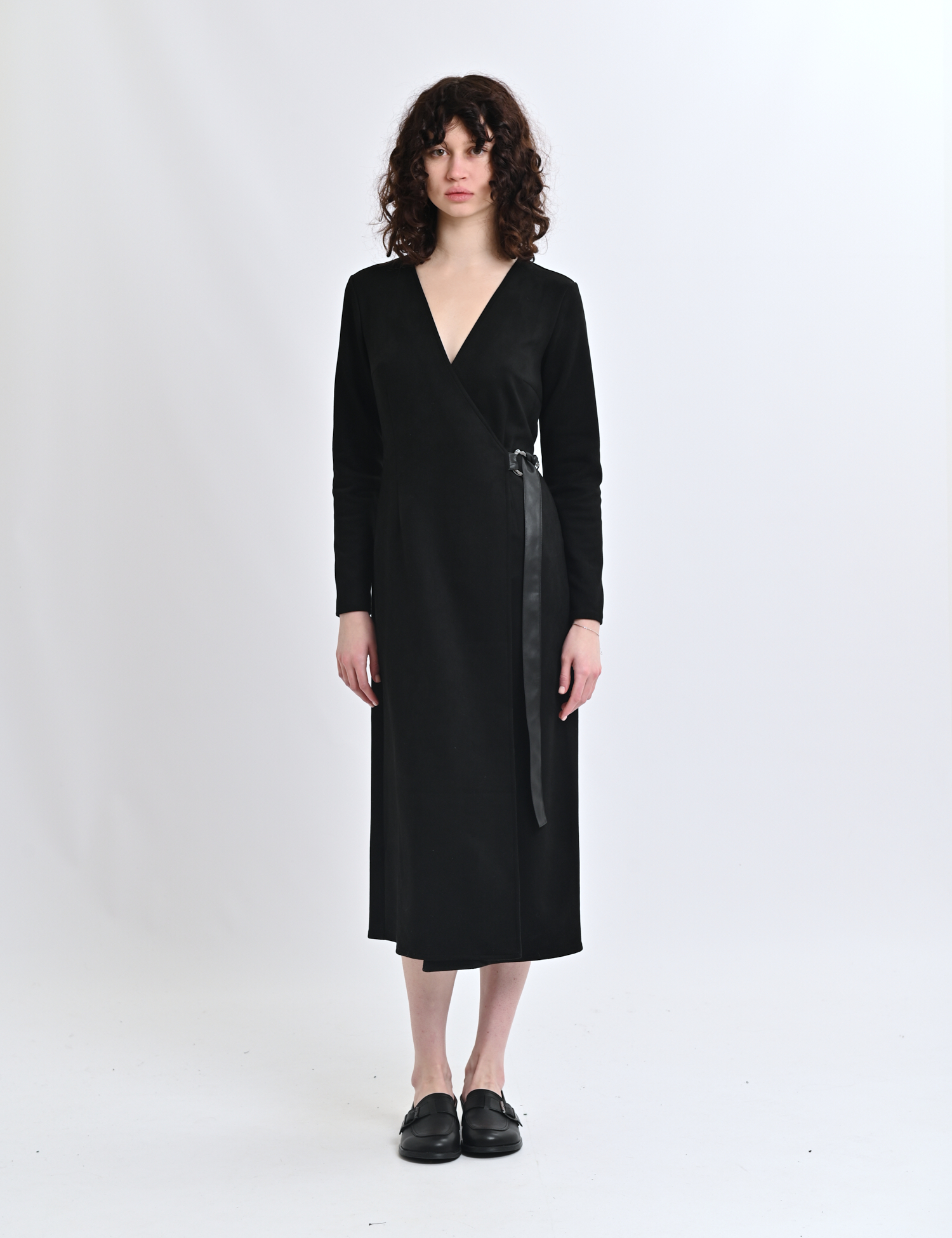 Картинка Сукня міді чорна 