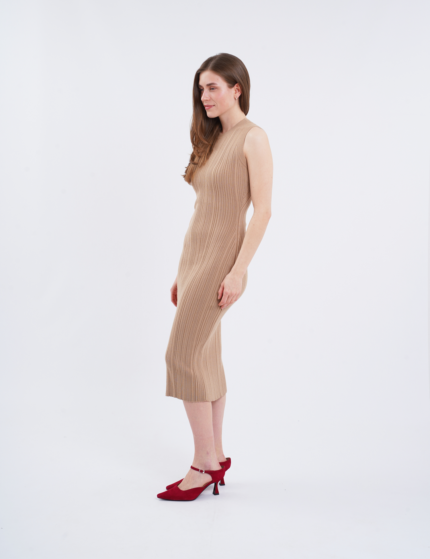 Картинка Сукня світло-коричнева