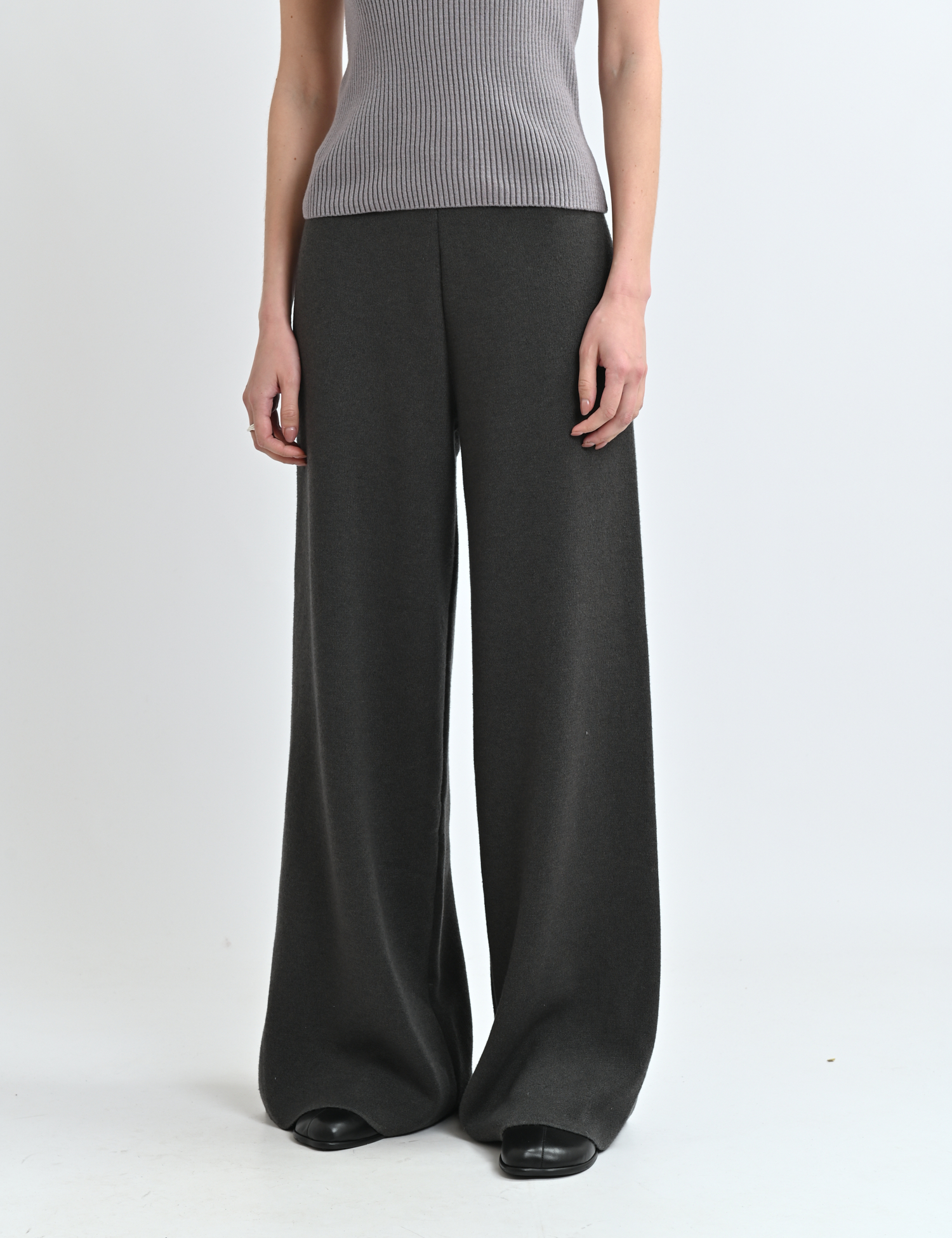 Картинка Штани темно-сірі