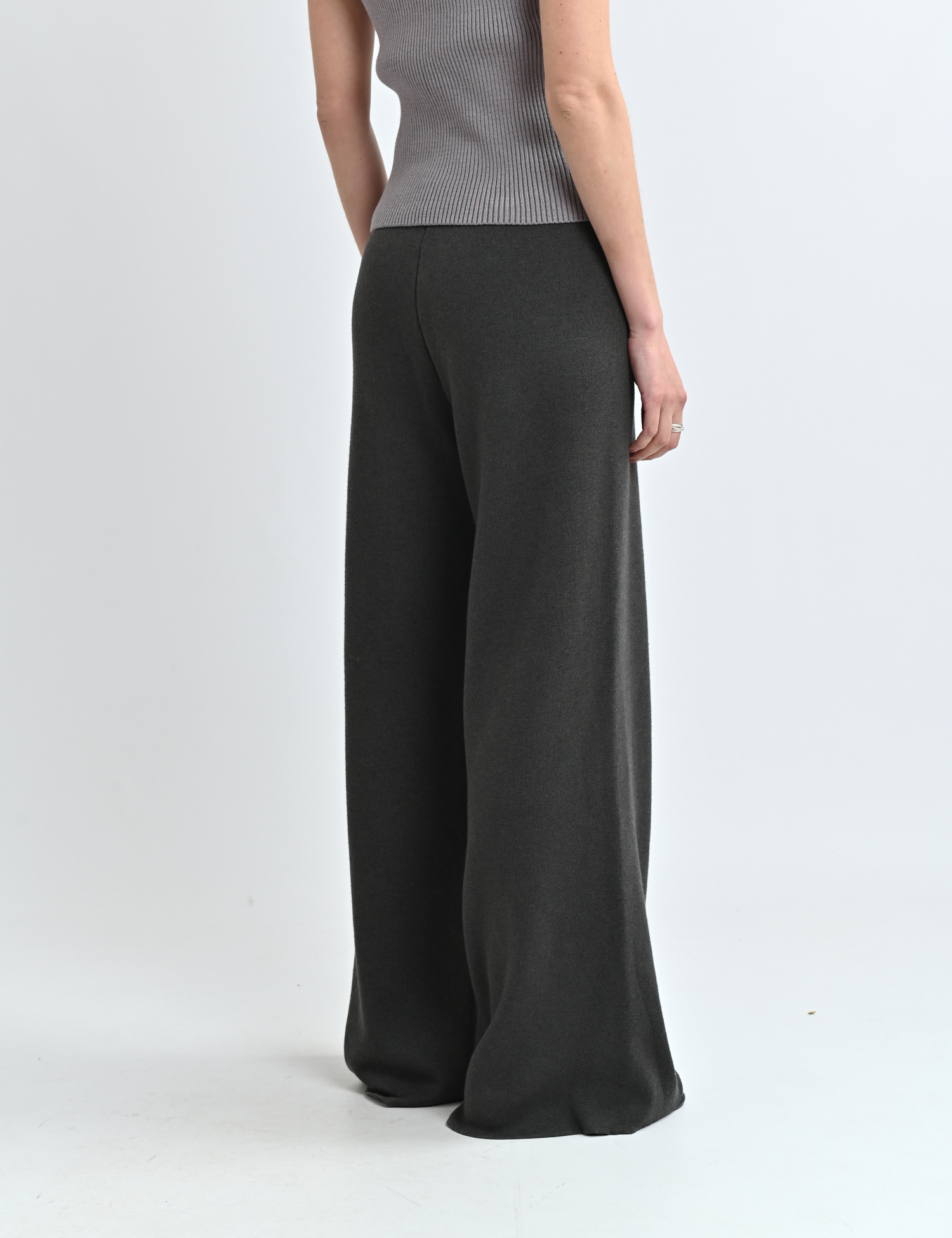 Картинка Штани темно-сірі