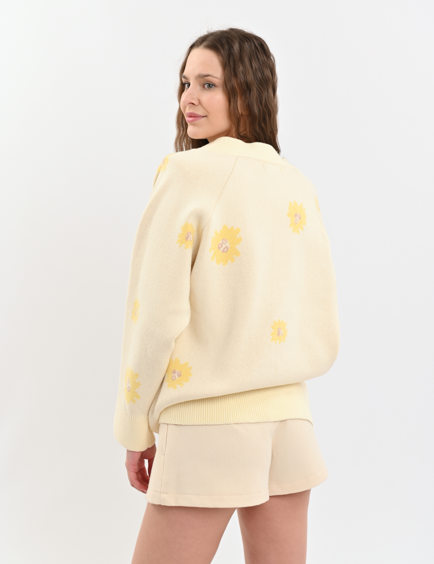 Картинка Кардиган білий