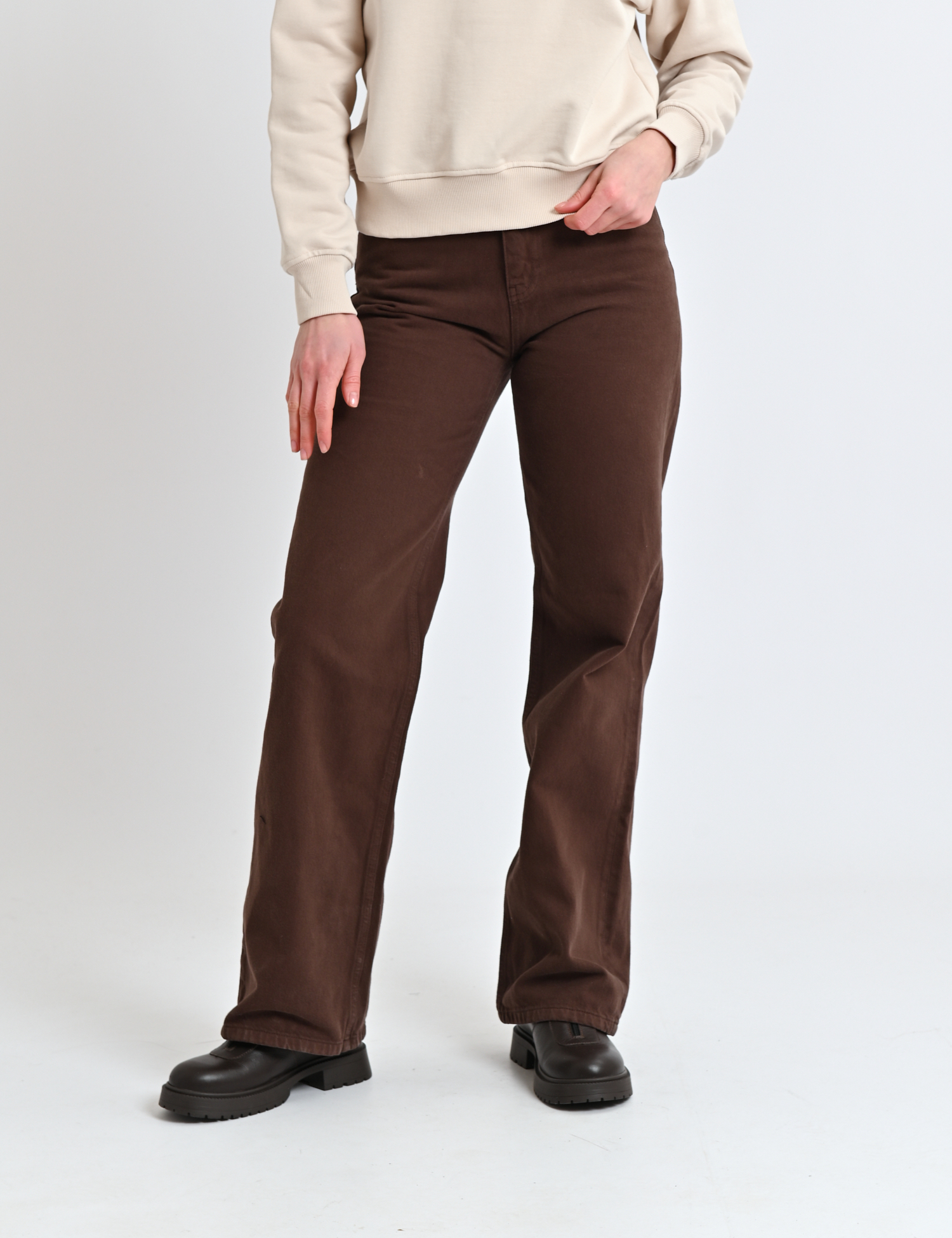 Картинка Джинси темно-коричневі 