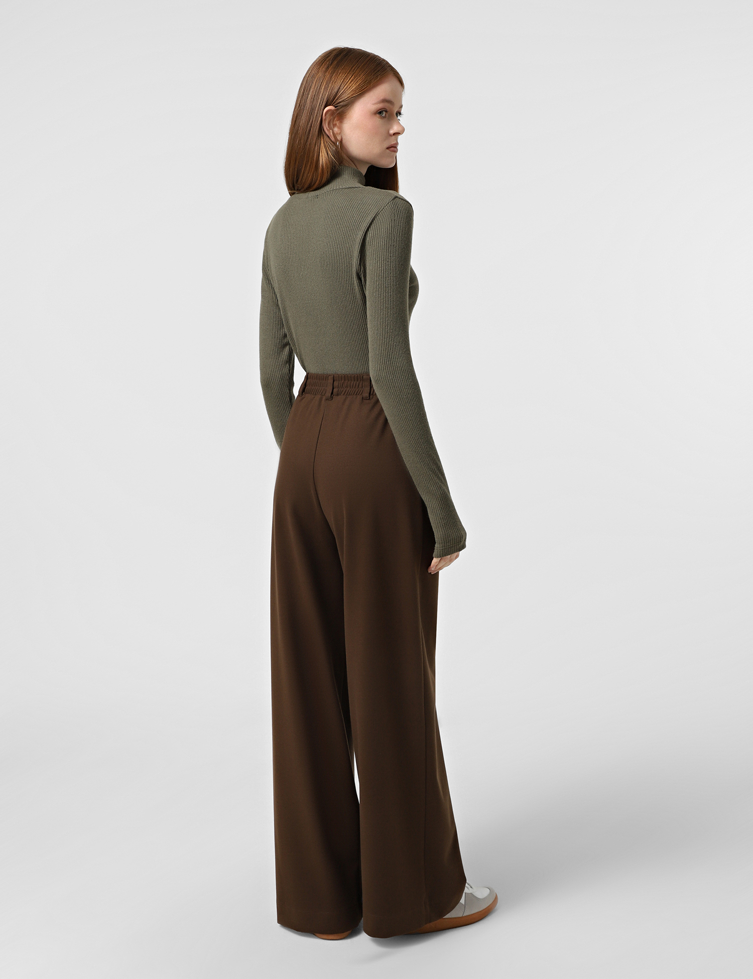 Картинка Штани коричневі 