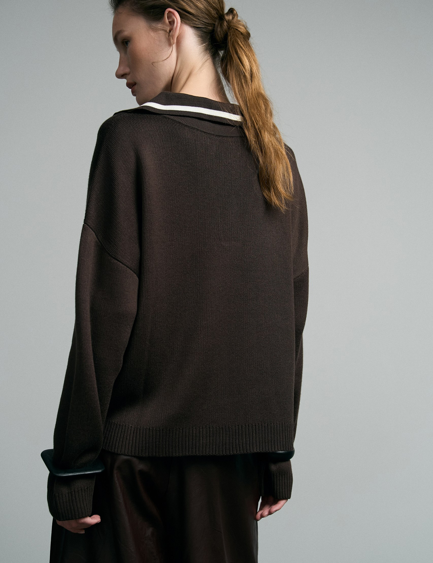 Картинка Кофта темно-коричнева 