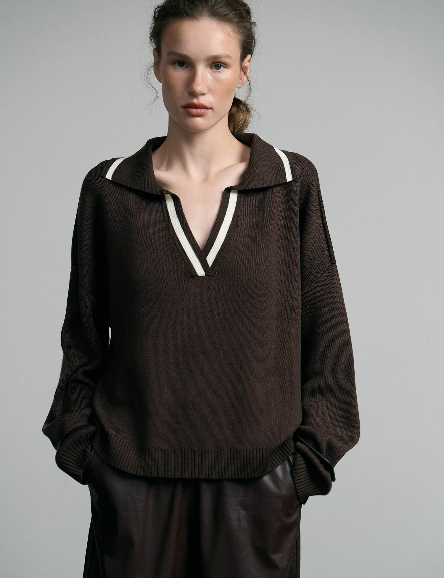 Картинка Кофта темно-коричнева 