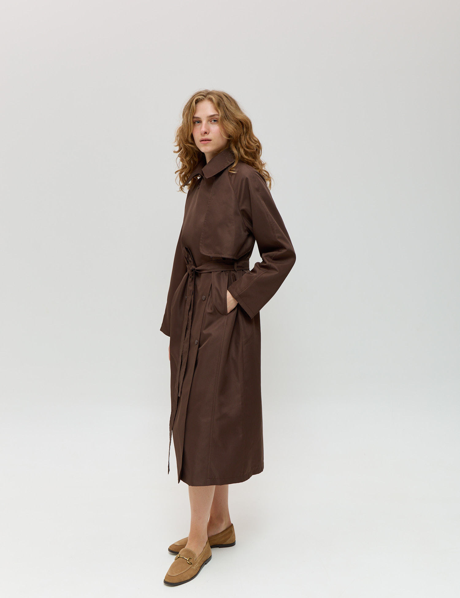 Картинка Плащ коричневий 