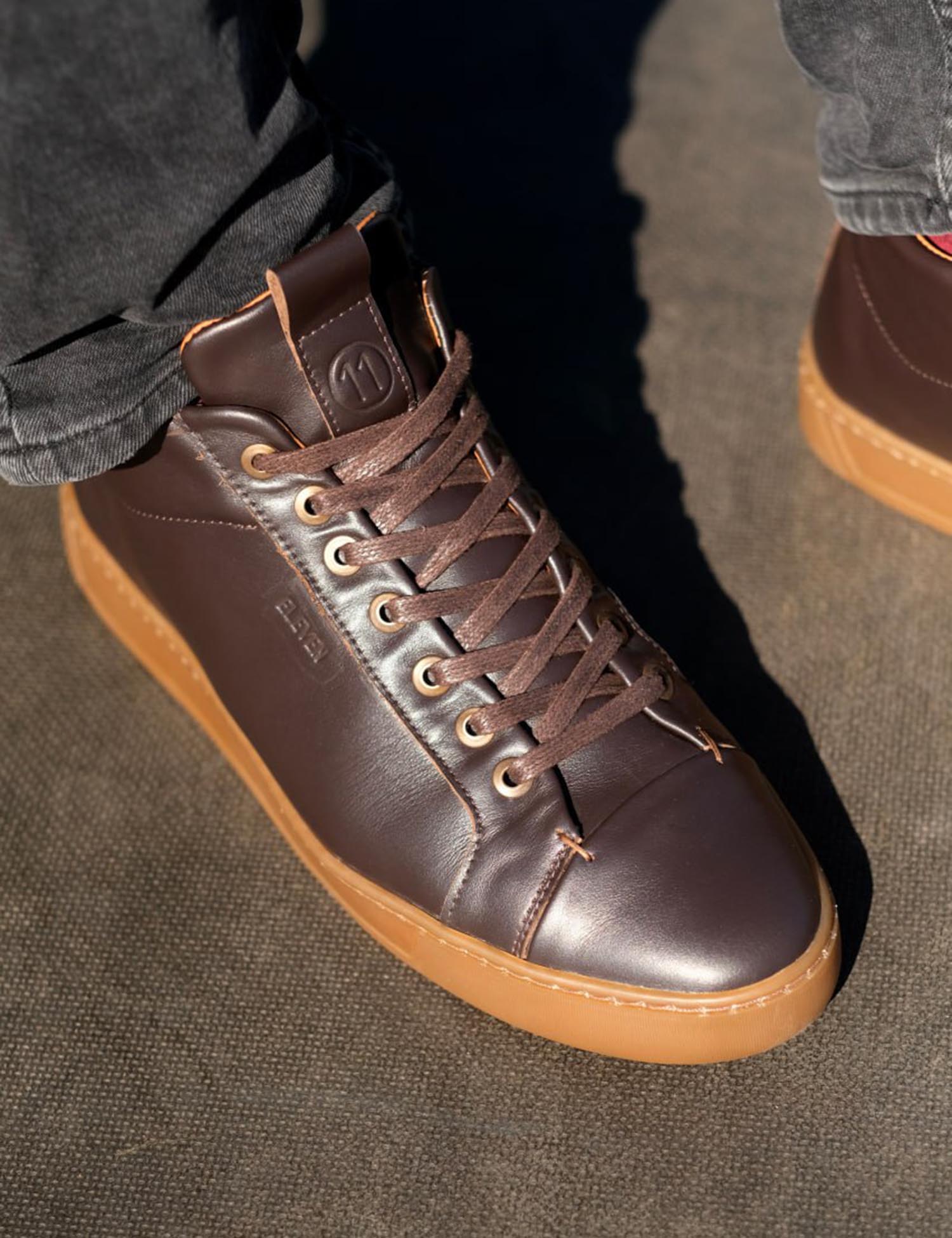 Картинка Кеди темно-коричневі 