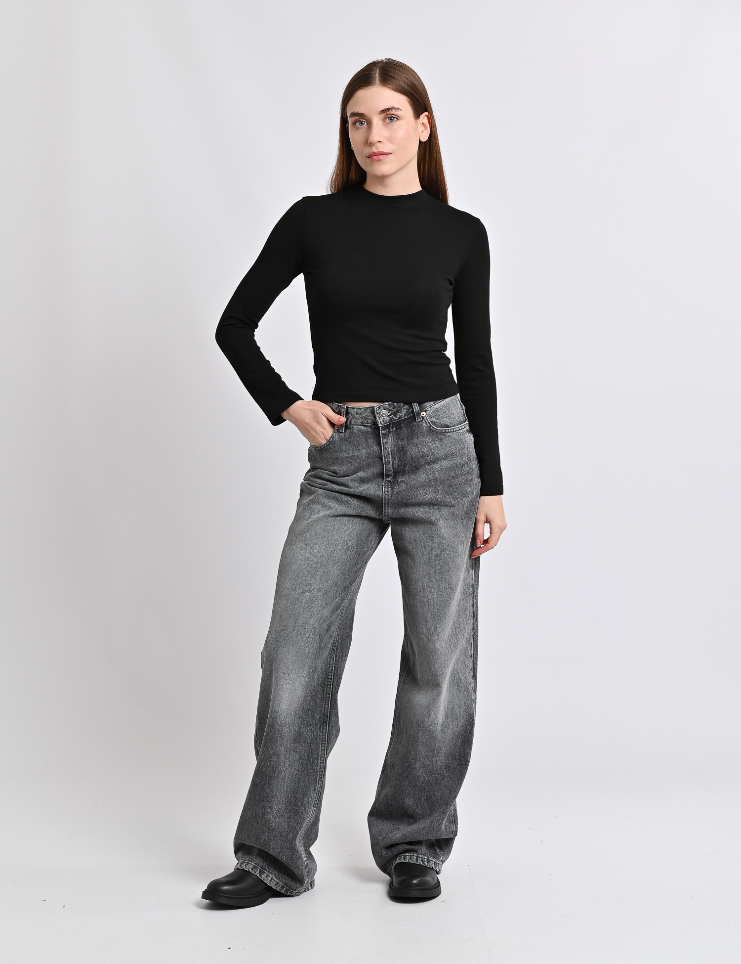 Картинка Лонгслів чорний