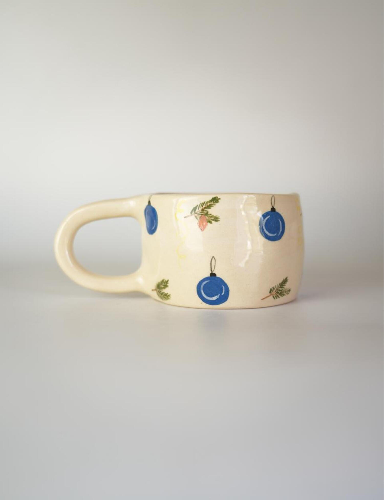 Картинка Керамічна чашка ручної роботи «Святковий муркотун»