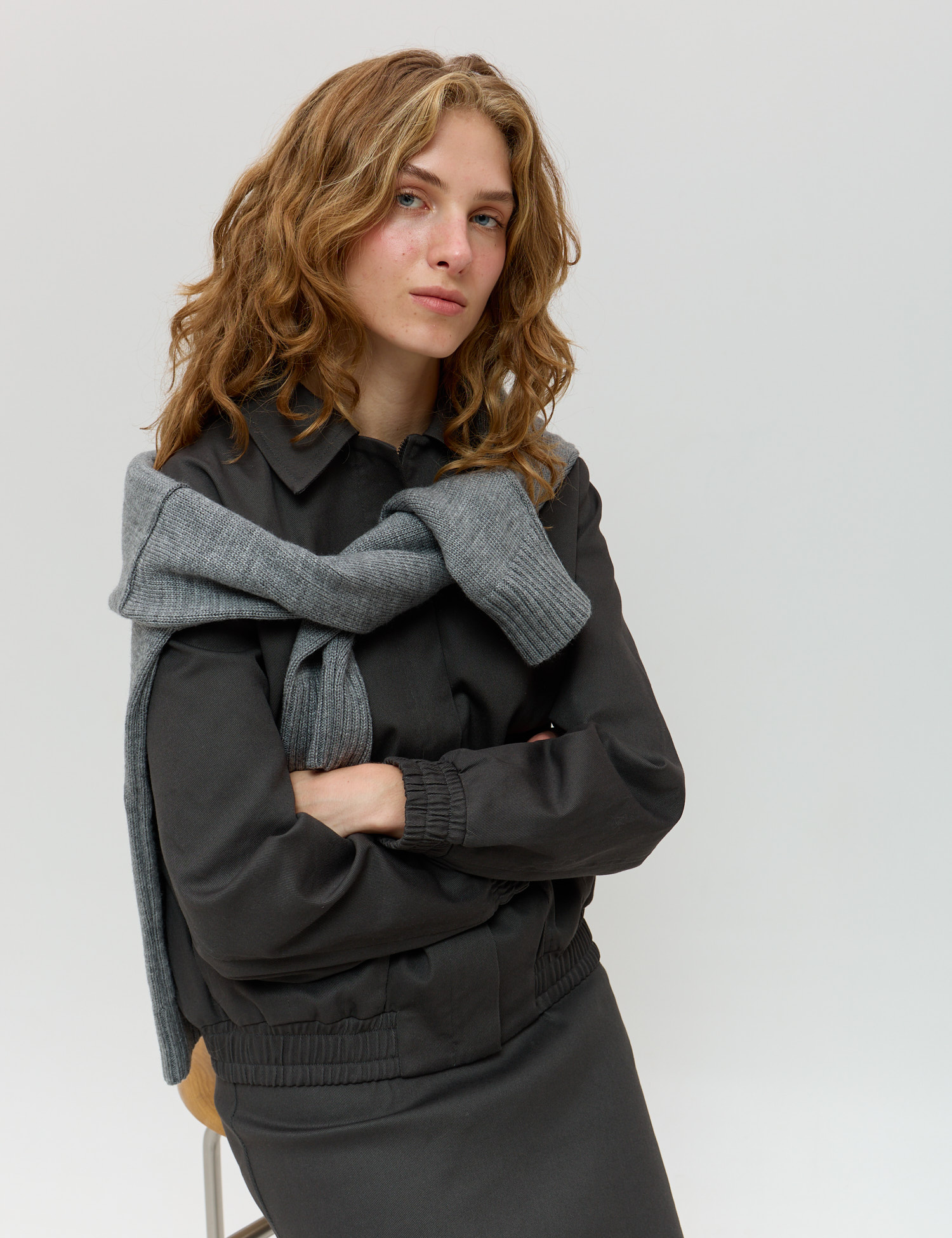 Картинка Куртка темно-сіра 