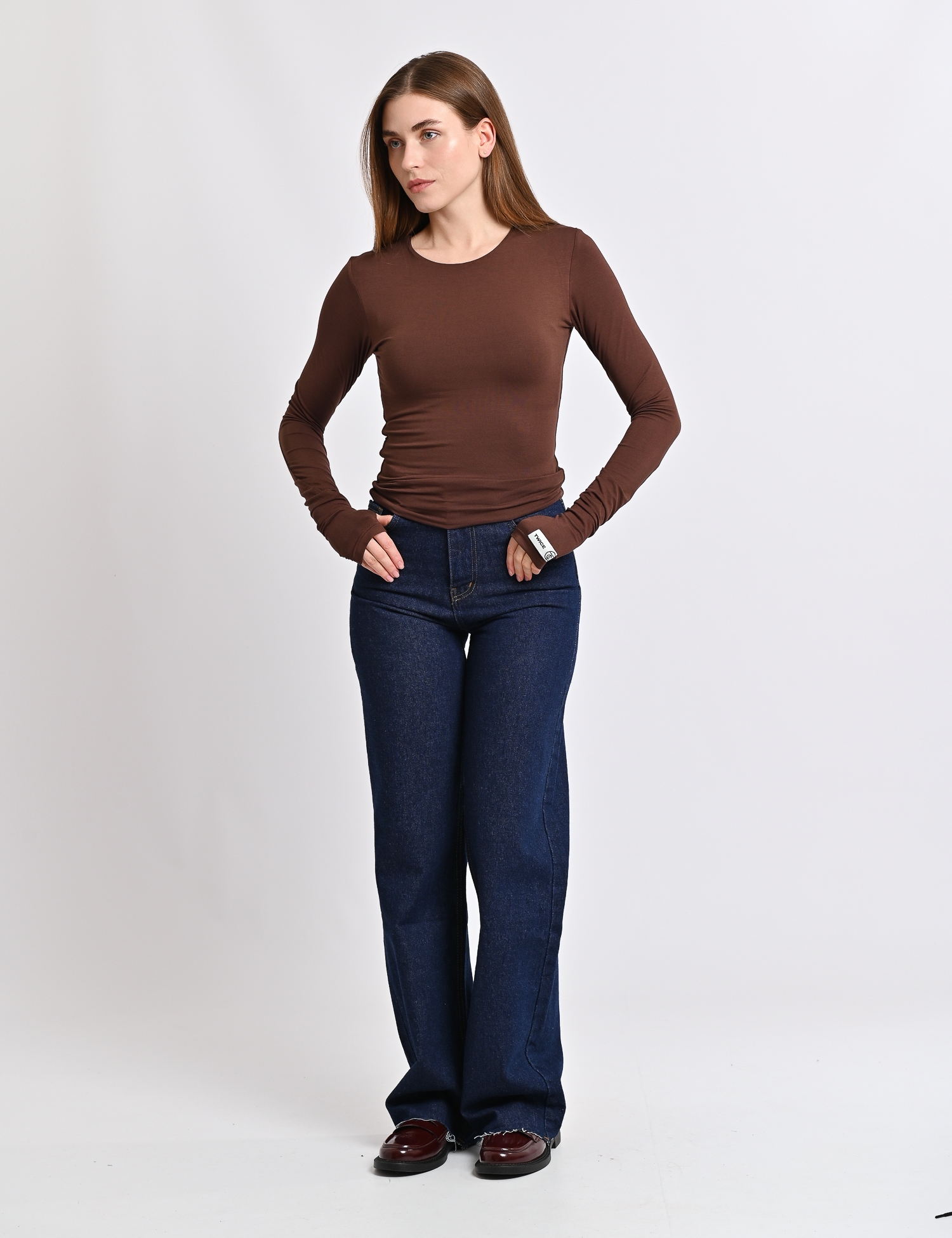 Картинка Лонгслів коричневий