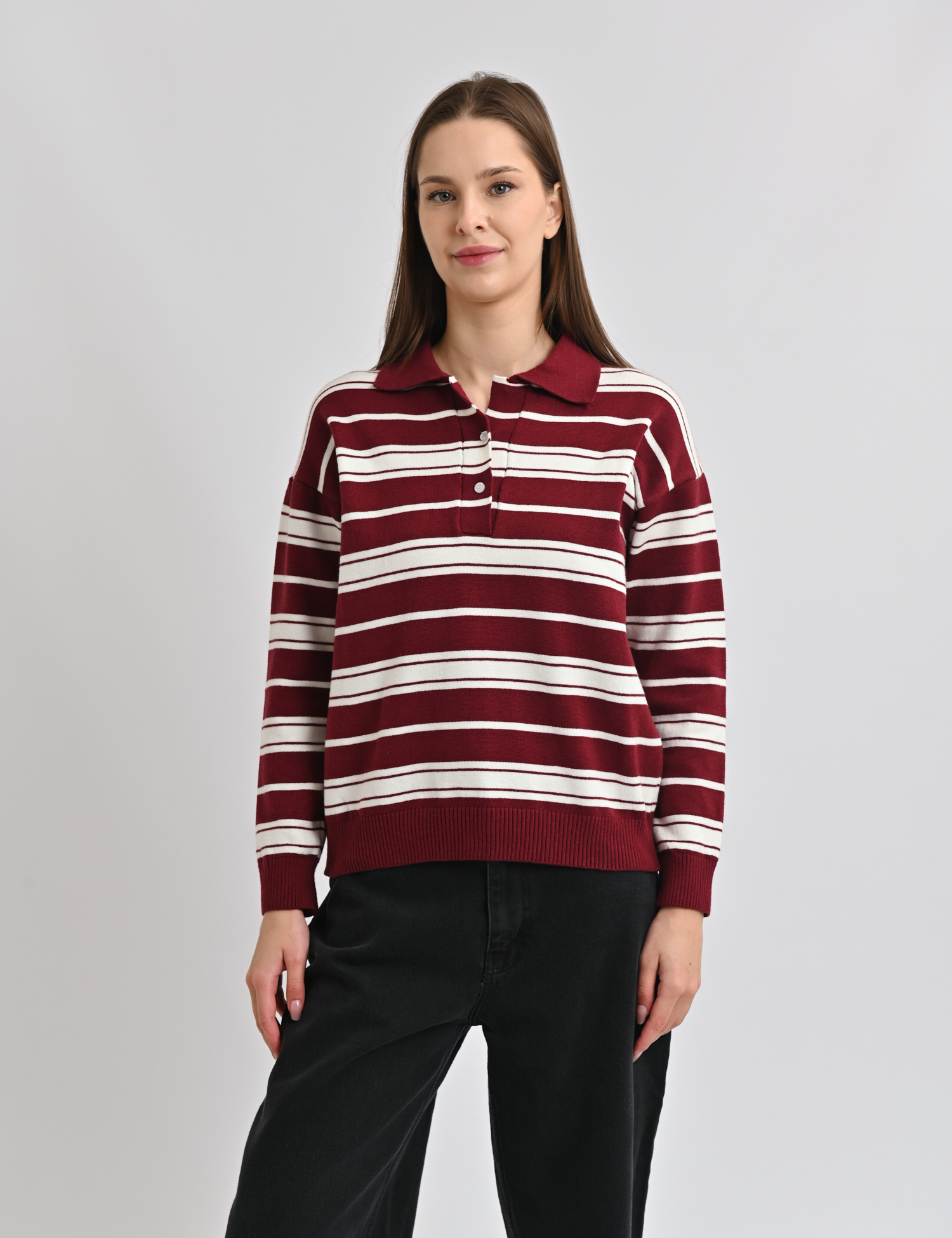 Картинка Светр у смужку з коміром поло бордово-білий
