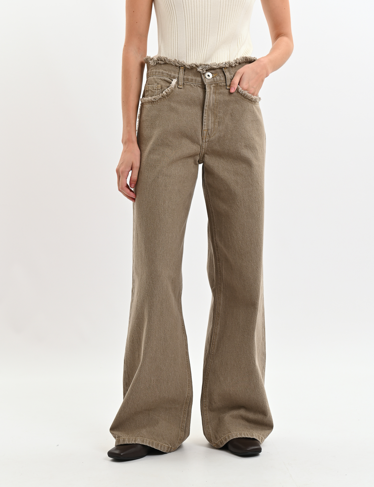 Картинка Джинси бежеві