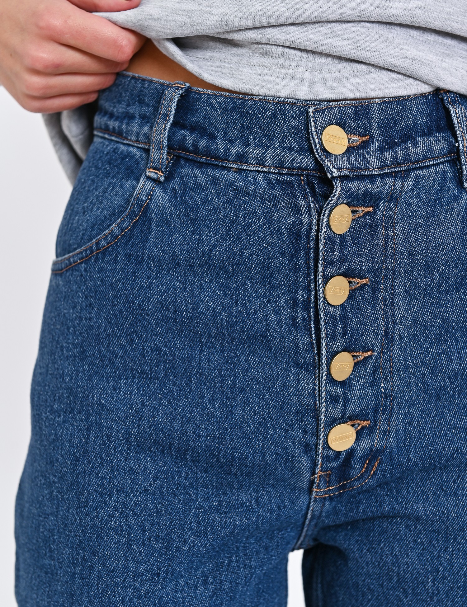 Картинка Джинси з високою посадкою та ґудзиками