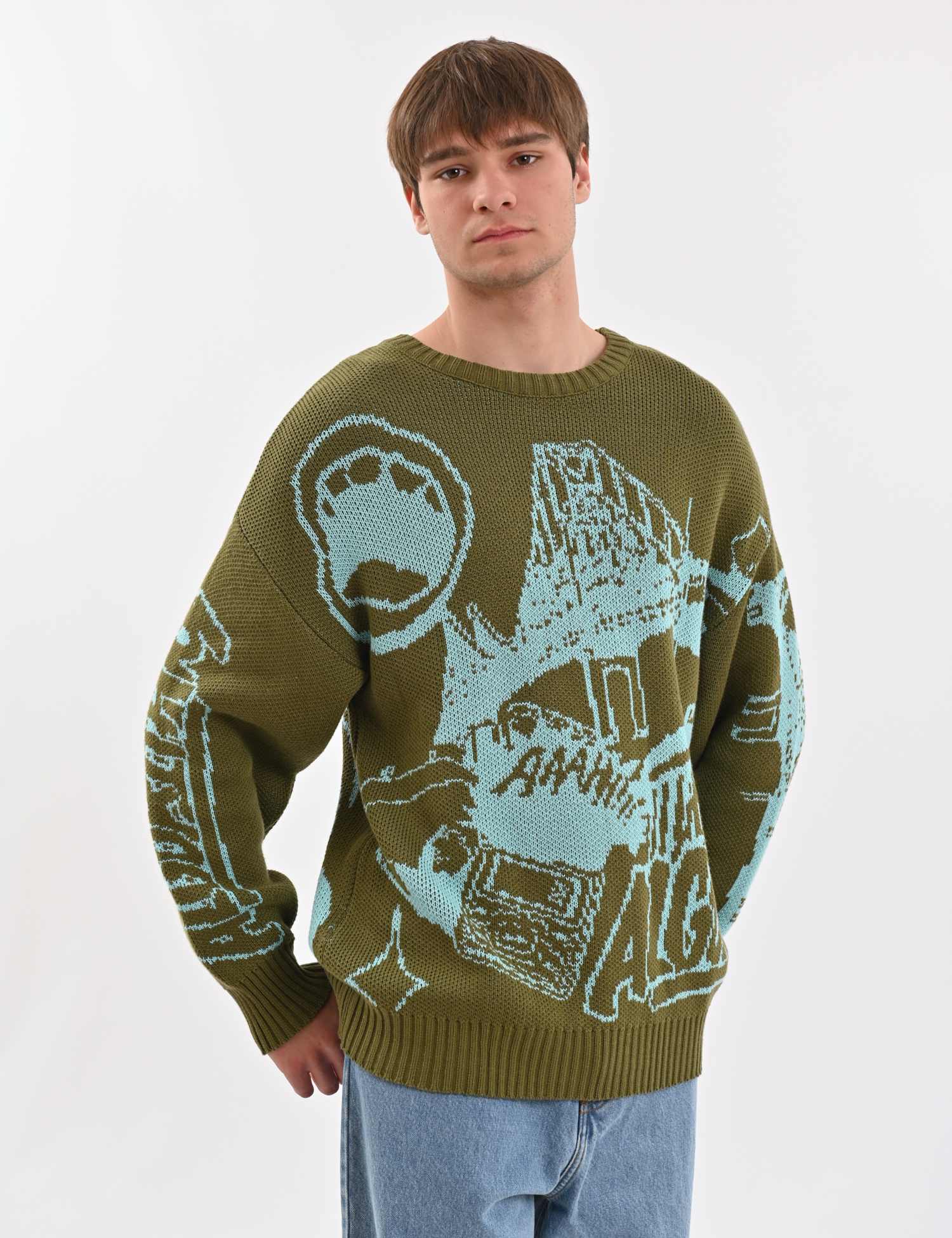 Картинка Об’ємний в’язаний светр зелений