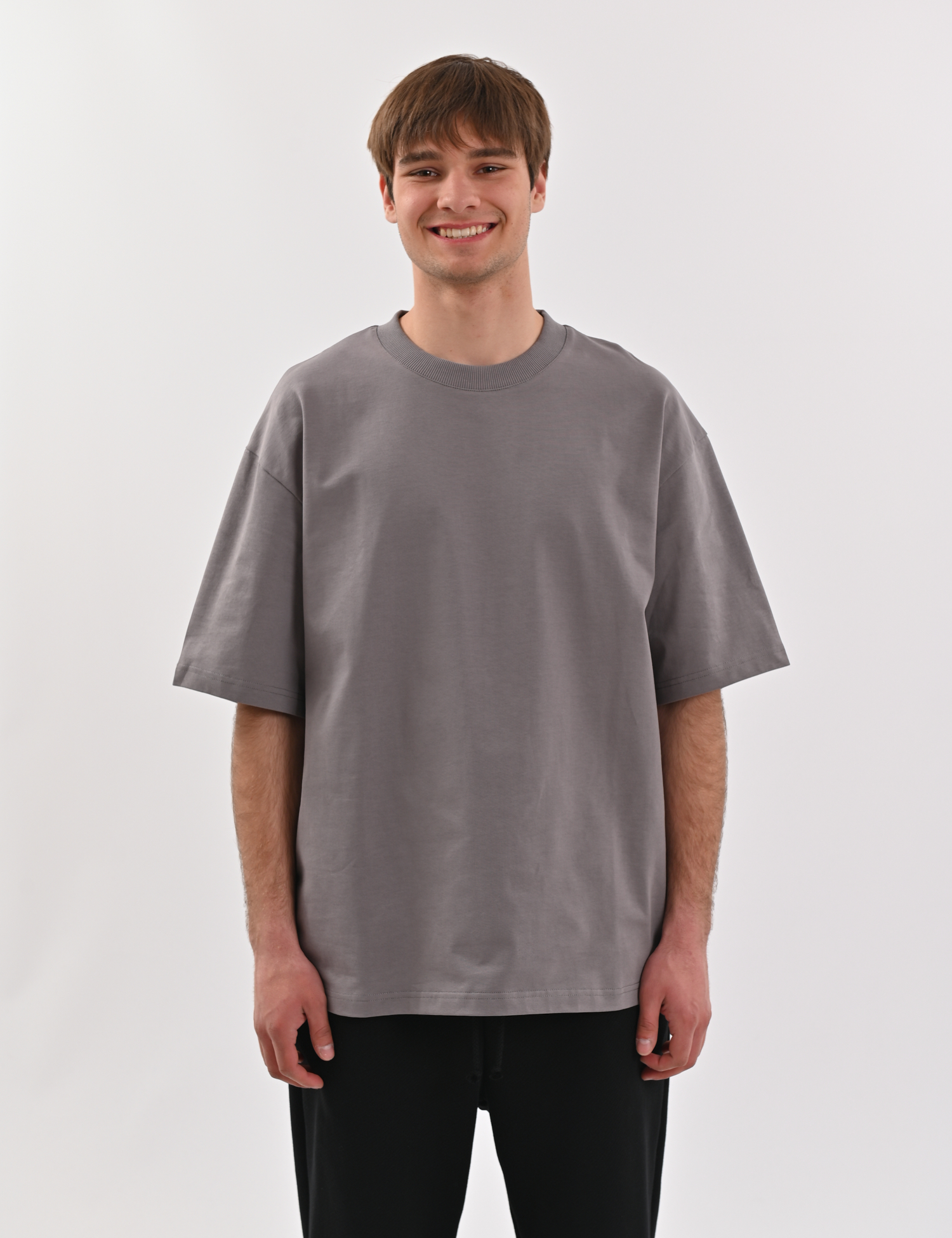 Картинка Футболка темно-сіра