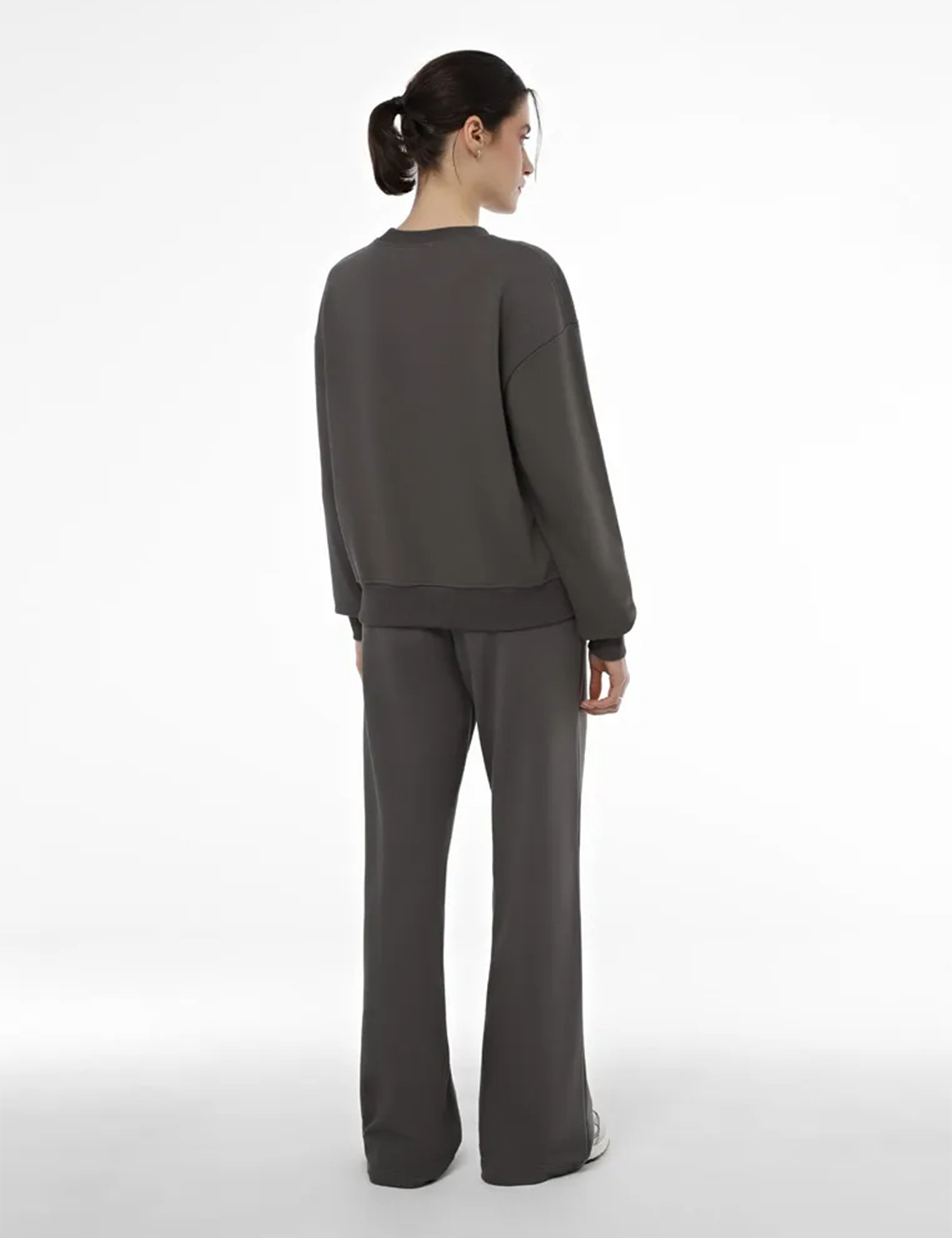 Картинка Жіночі темно-сірі трикотажні штани