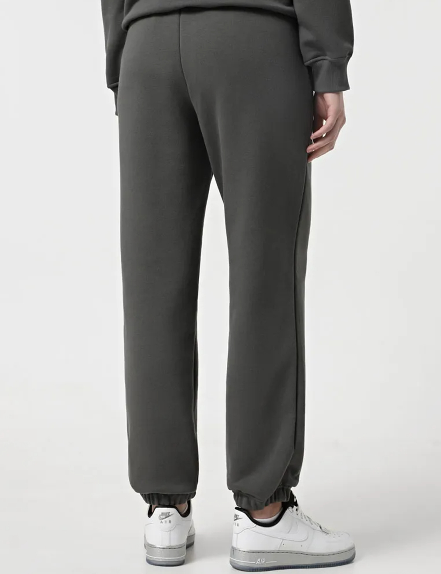 Картинка Жіночі темно-сірі спортивні штани з манжетами