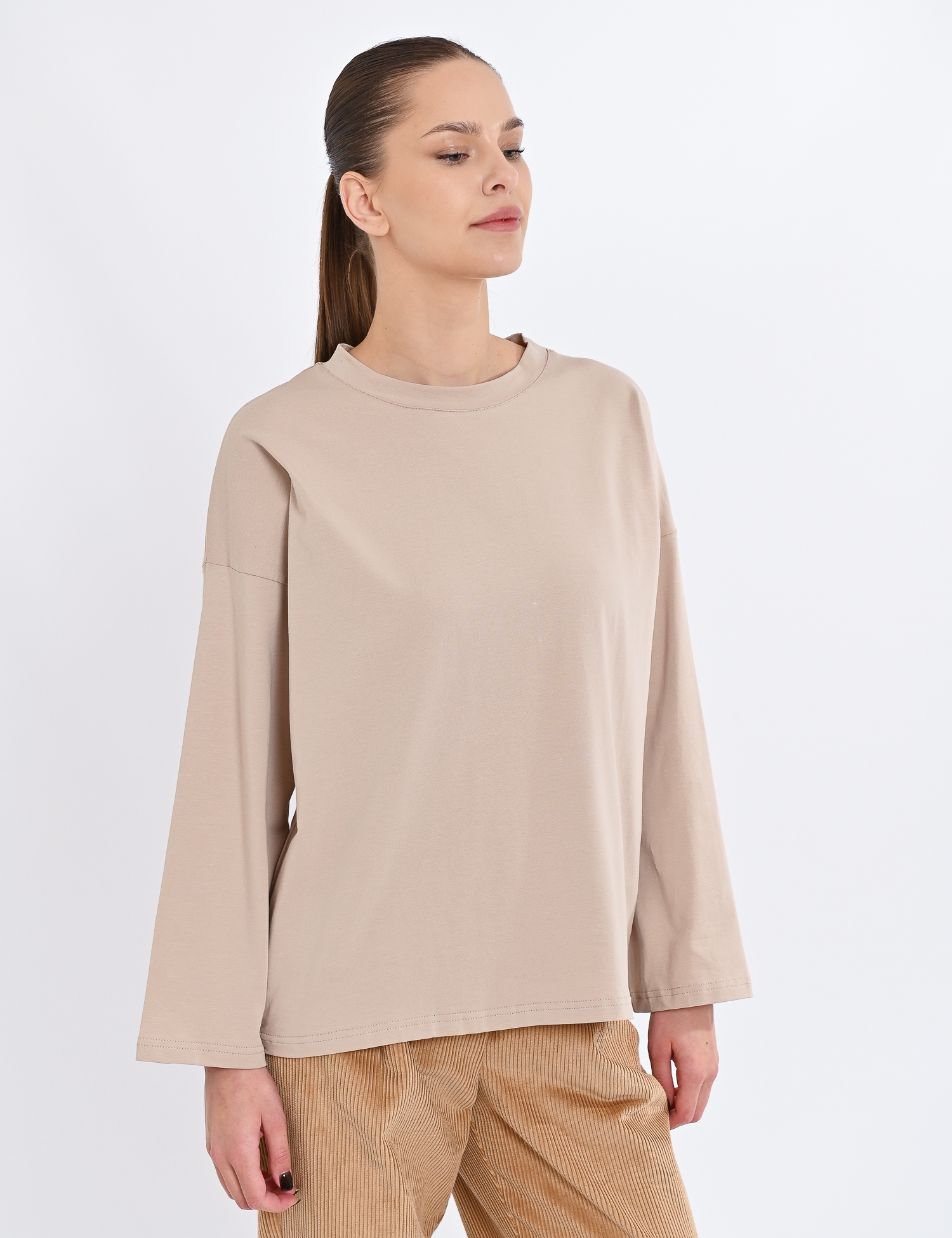 Картинка Лонгслів бежевий