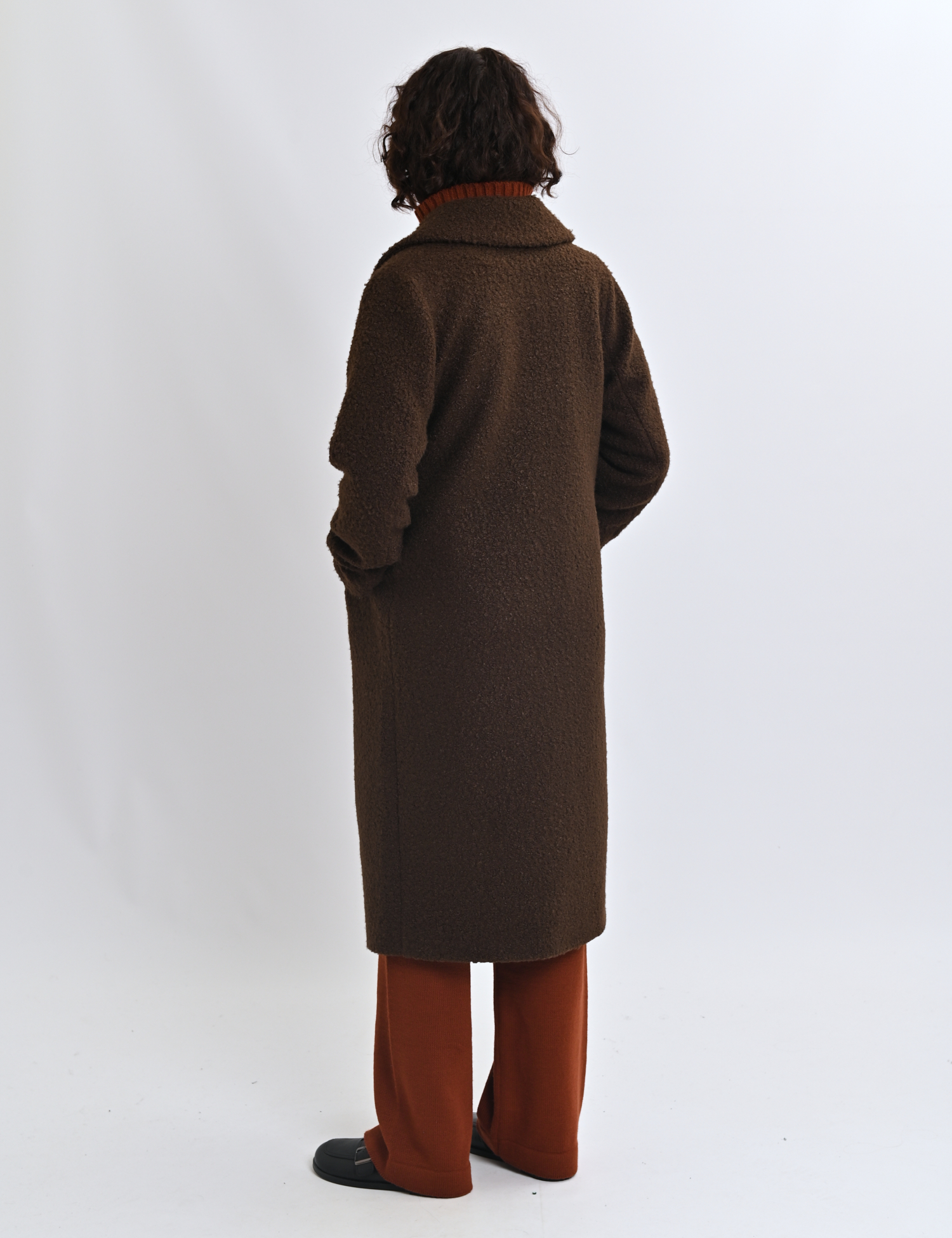 Картинка Пальто коричневе 