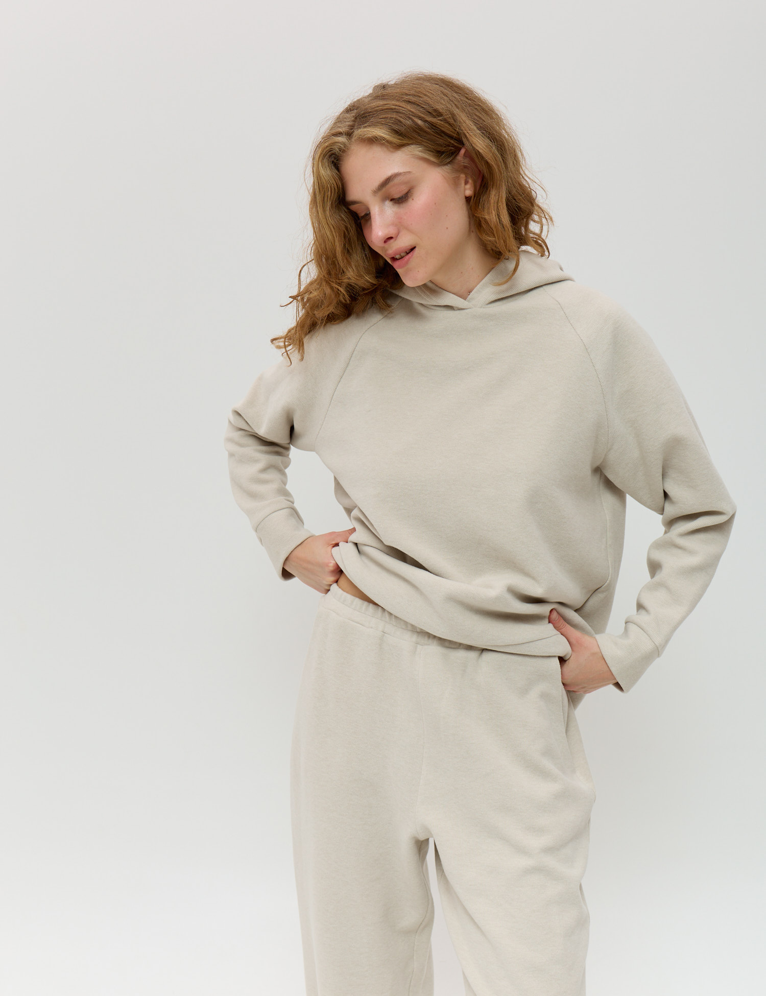 Картинка Худі бежеве 