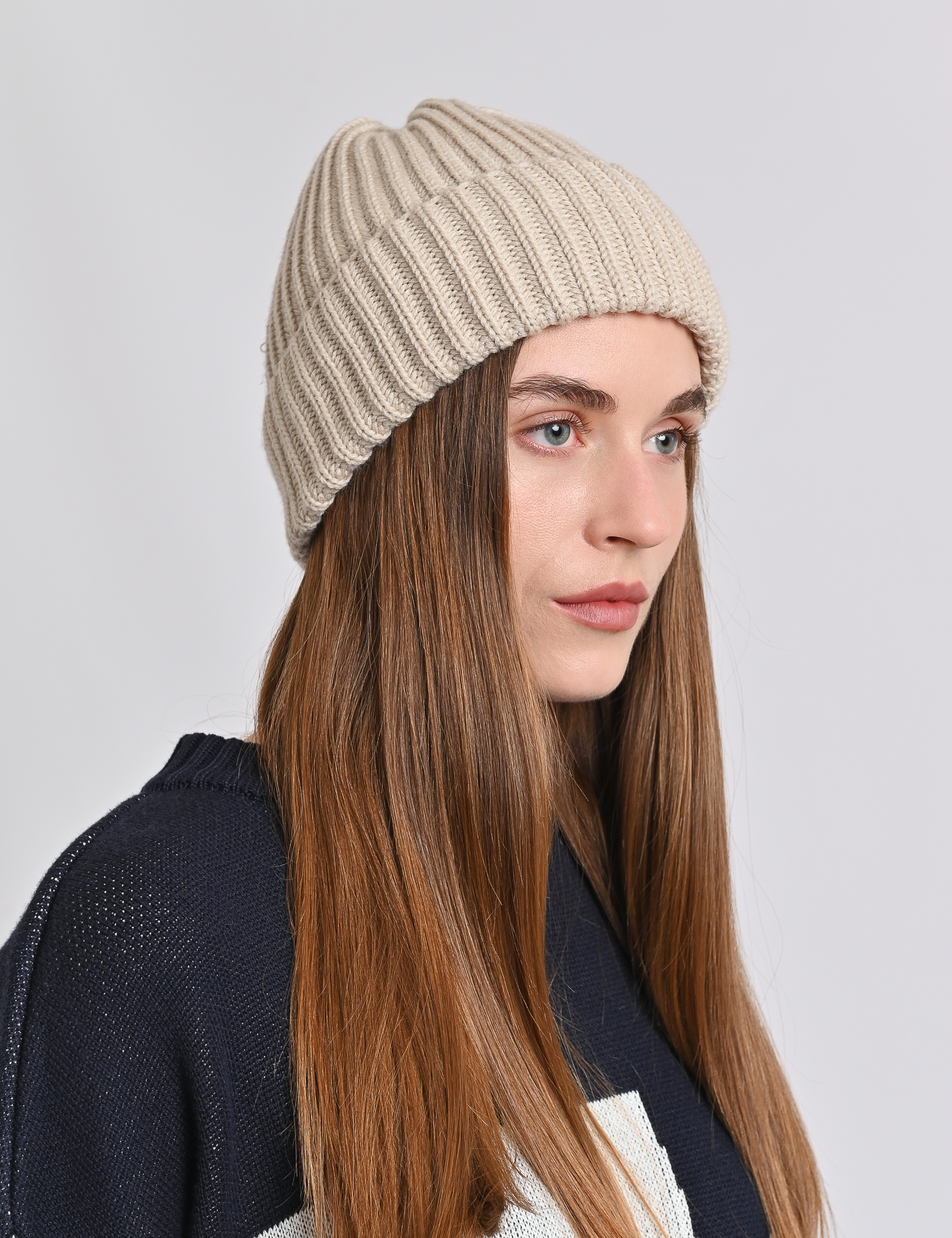 Картинка Шапка бежева