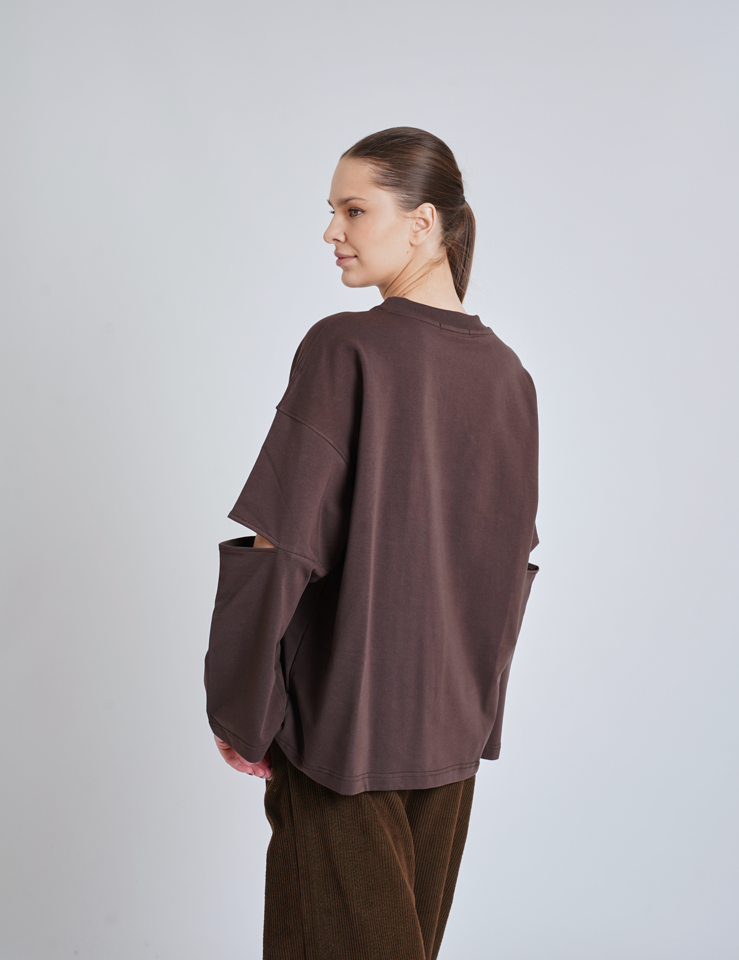 Картинка Лонгслів темно-коричневий
