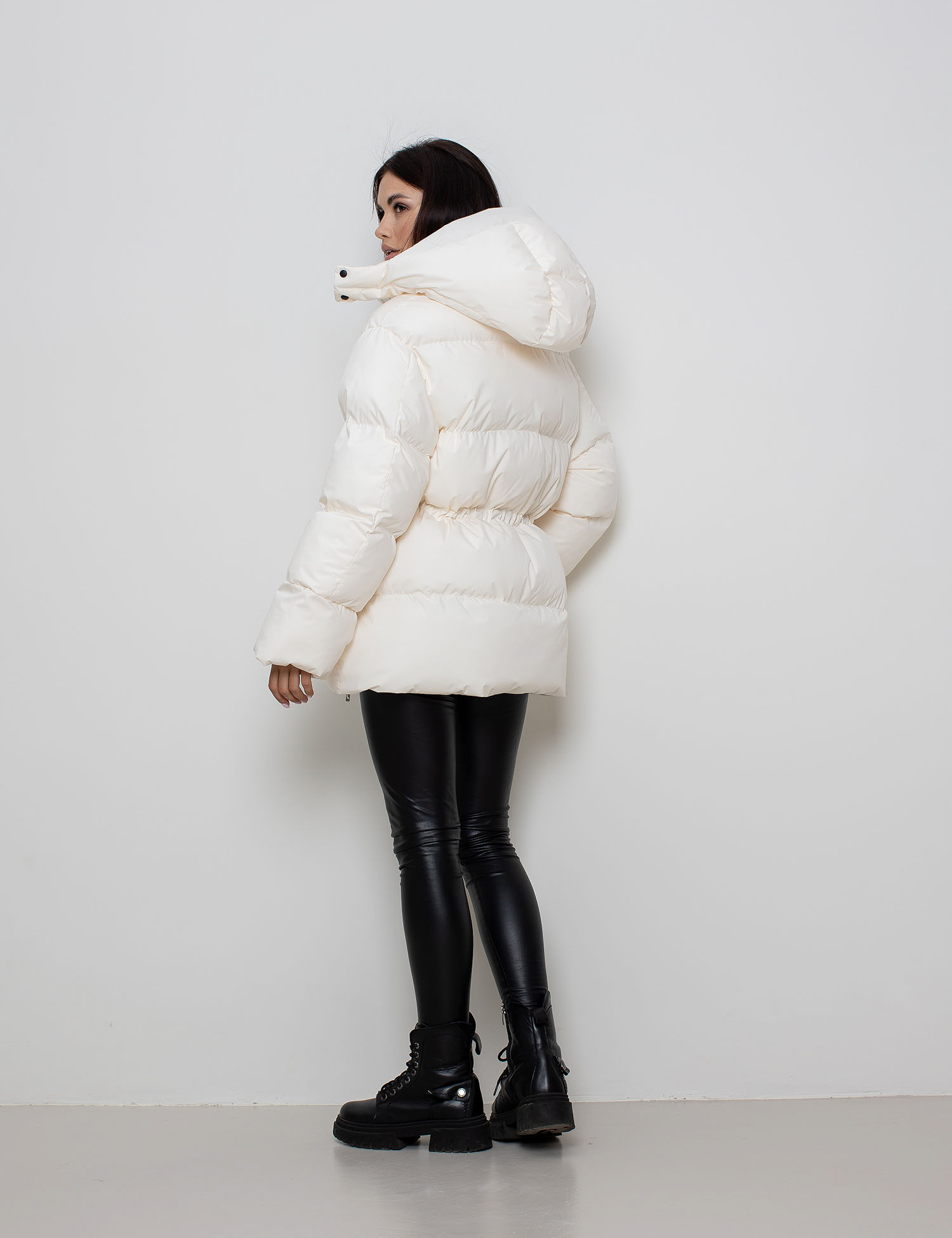 Картинка Пуховик білий 