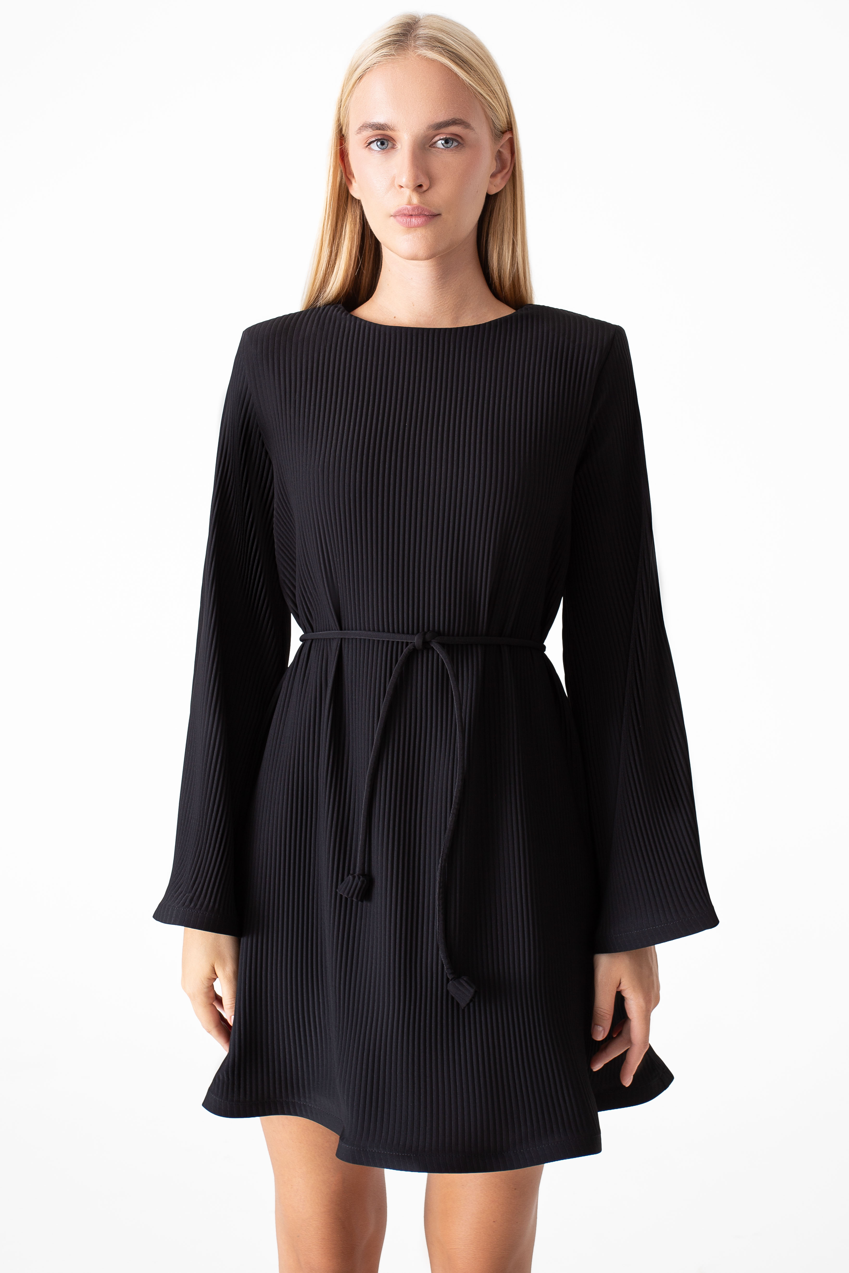 Картинка Сукня міні чорна 