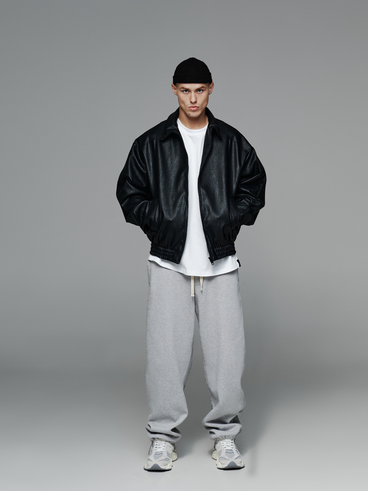 Картинка Куртка чорна